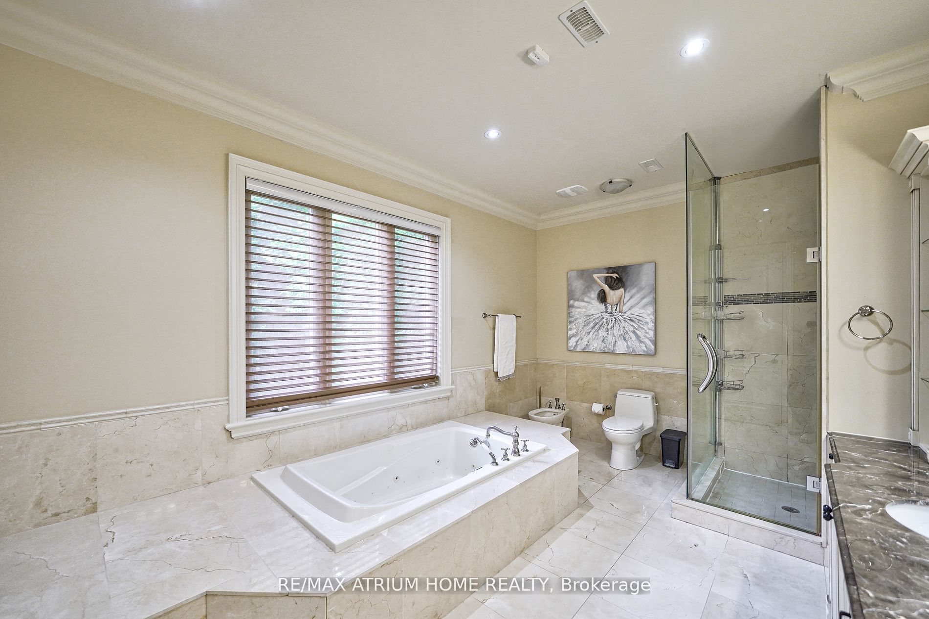18 Heathcote Avenue Property Photo 25