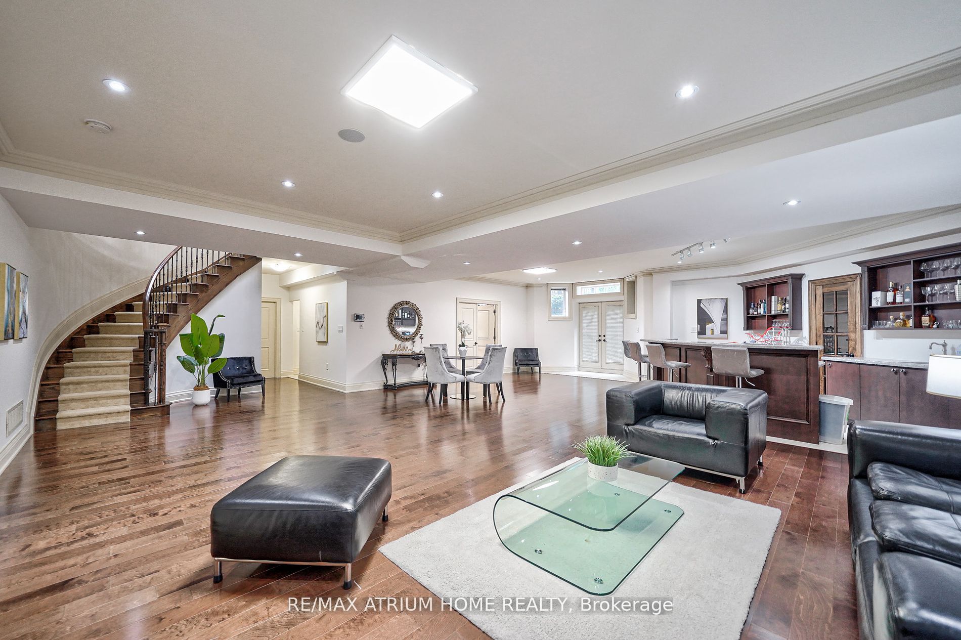 18 Heathcote Avenue Property Photo 33