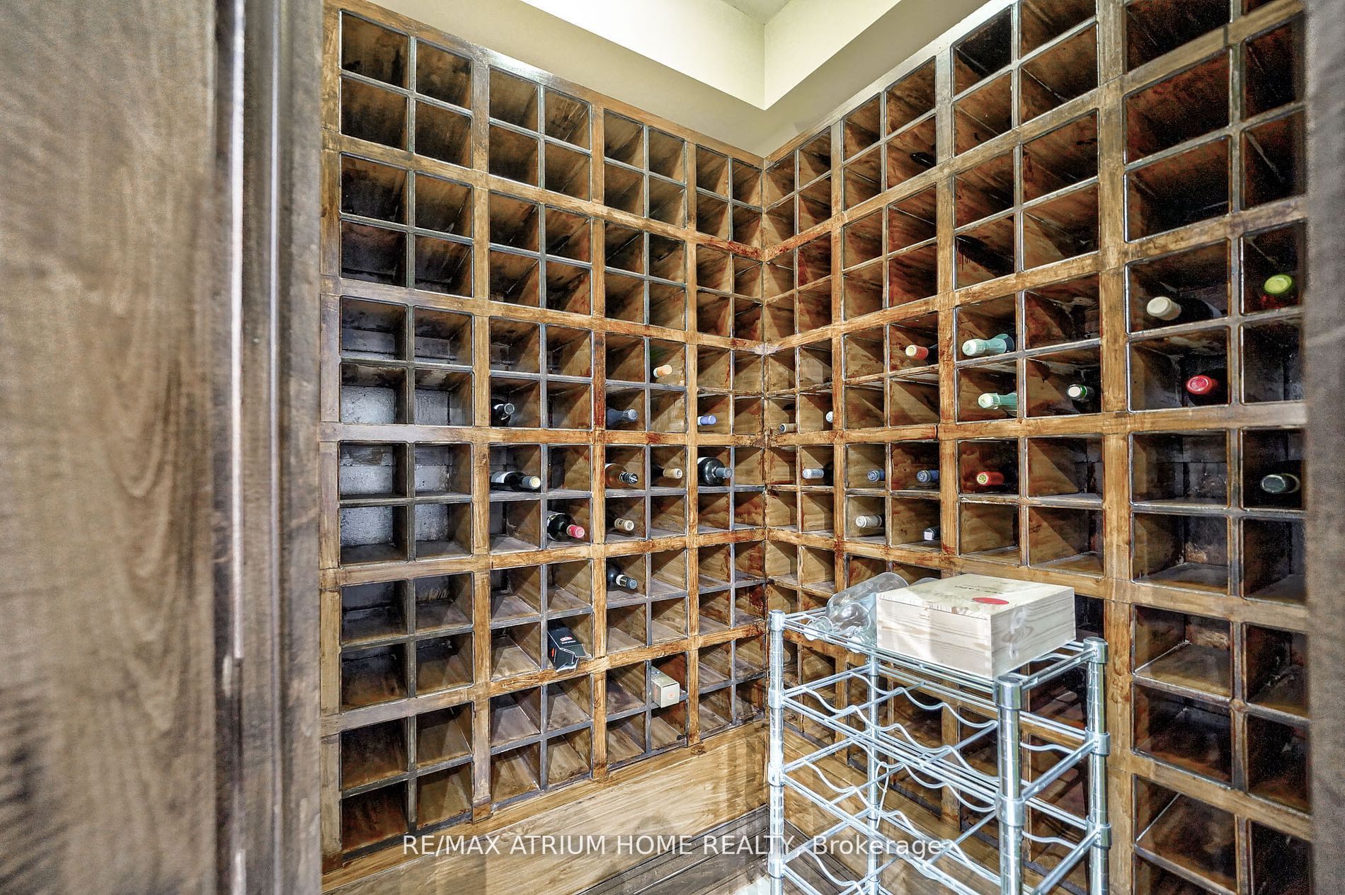 18 Heathcote Avenue Property Photo 34