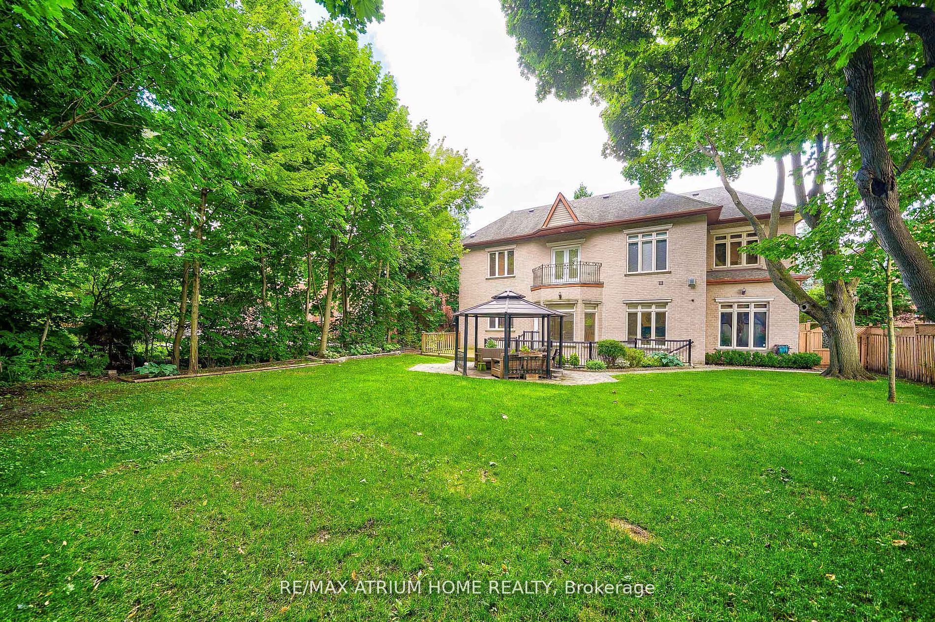 18 Heathcote Avenue Property Photo 39