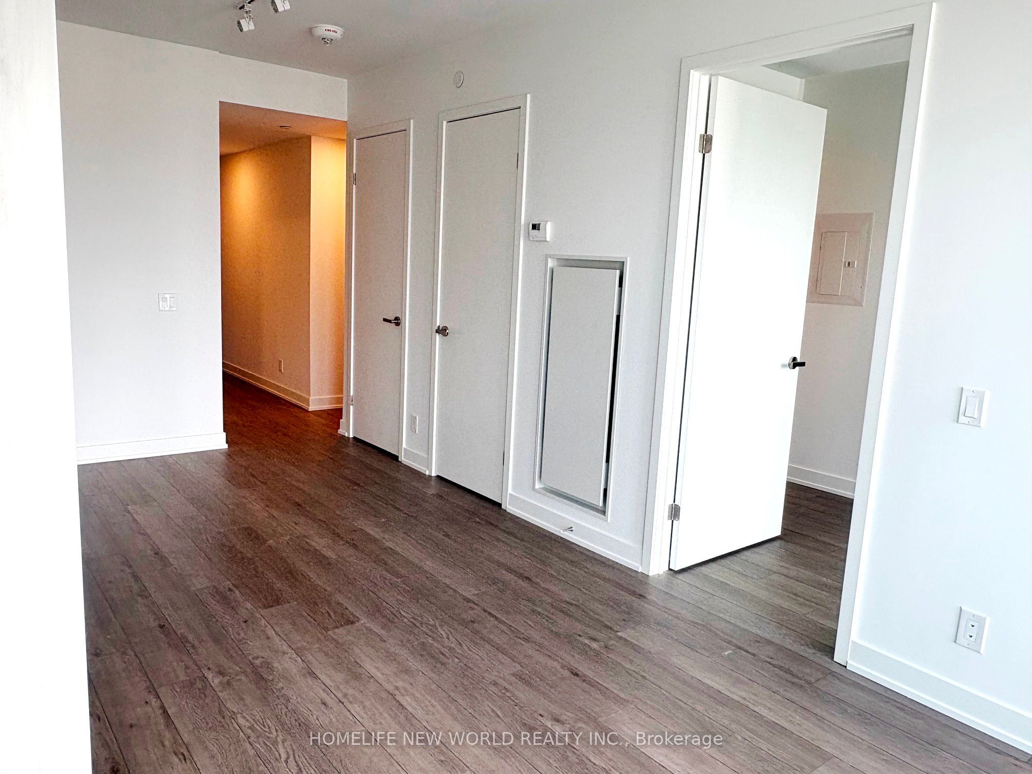 88 Queen Street E 3512 Property Photo 10