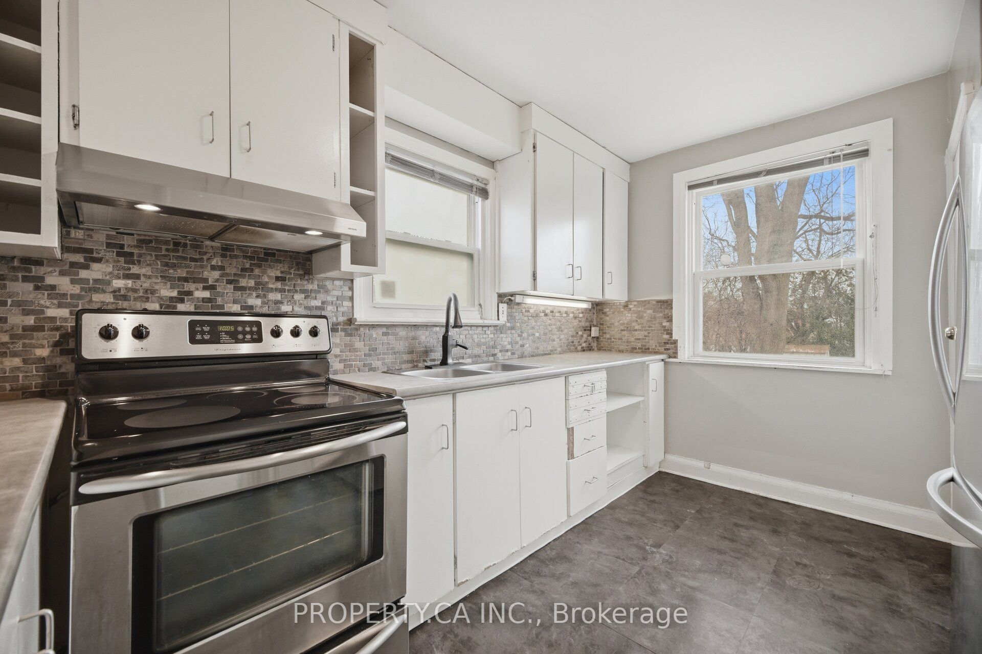 109 Pleasant Avenue Property Photo 6