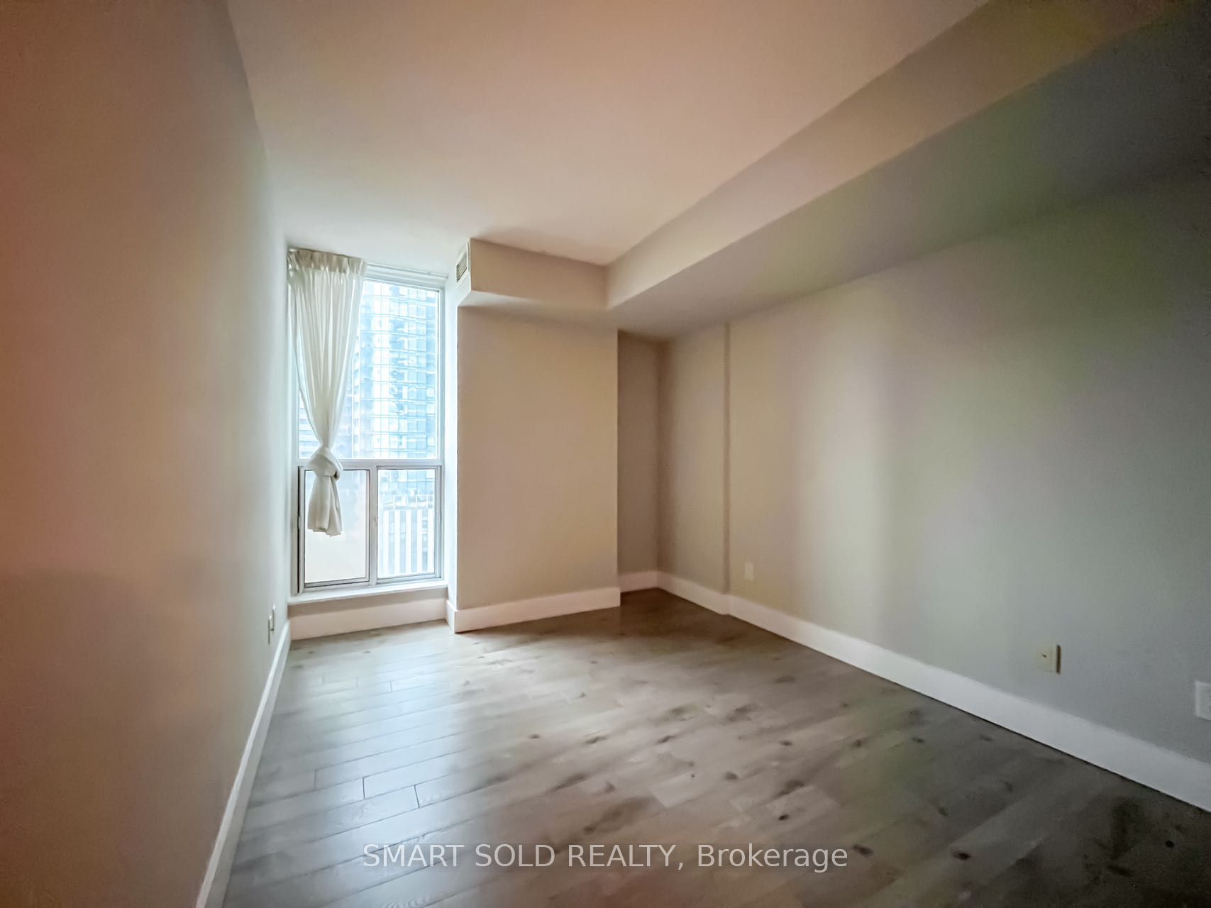 208 Queens Quay W 1002 Property Photo 11