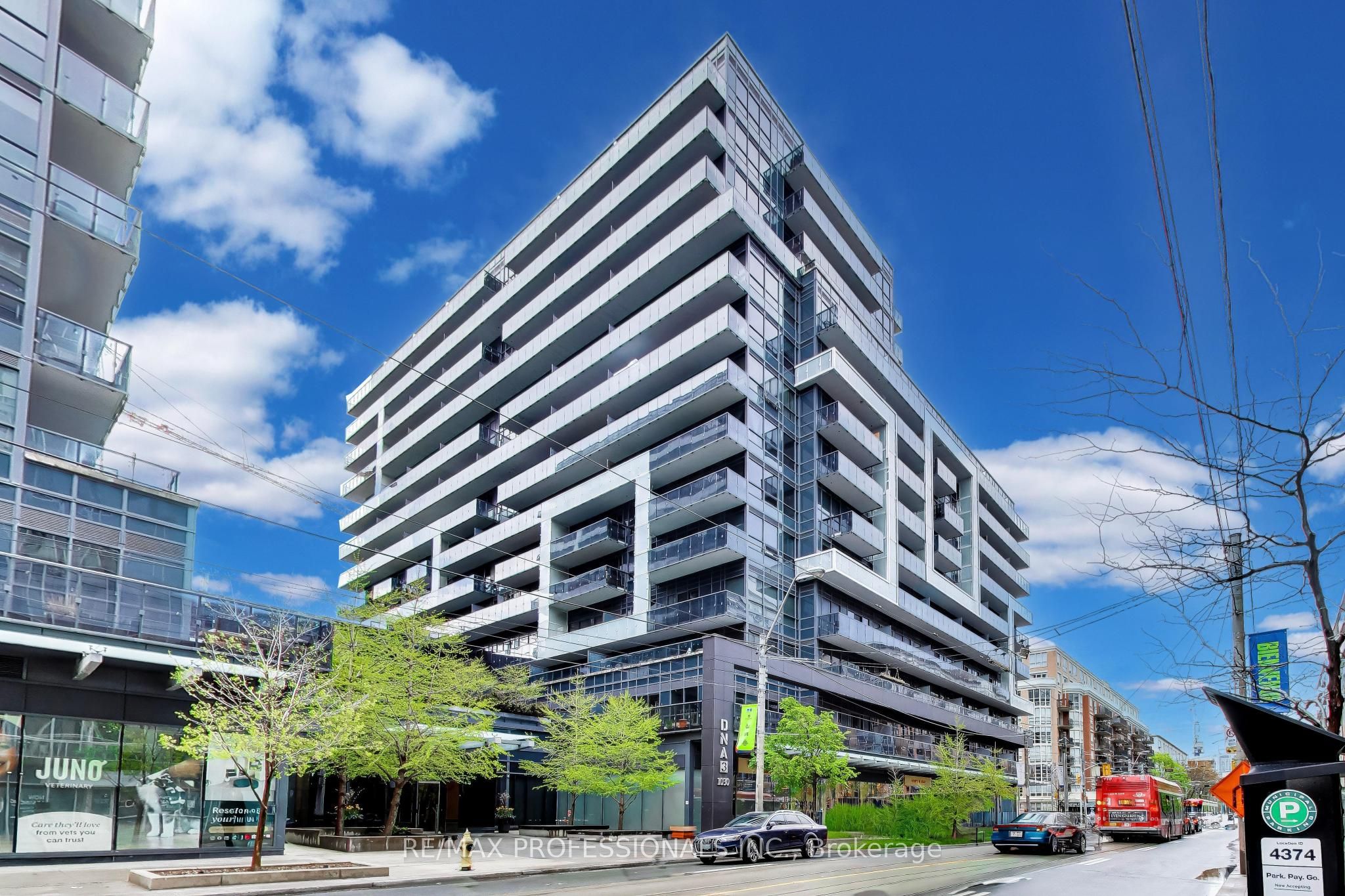 1030 King Street W 912