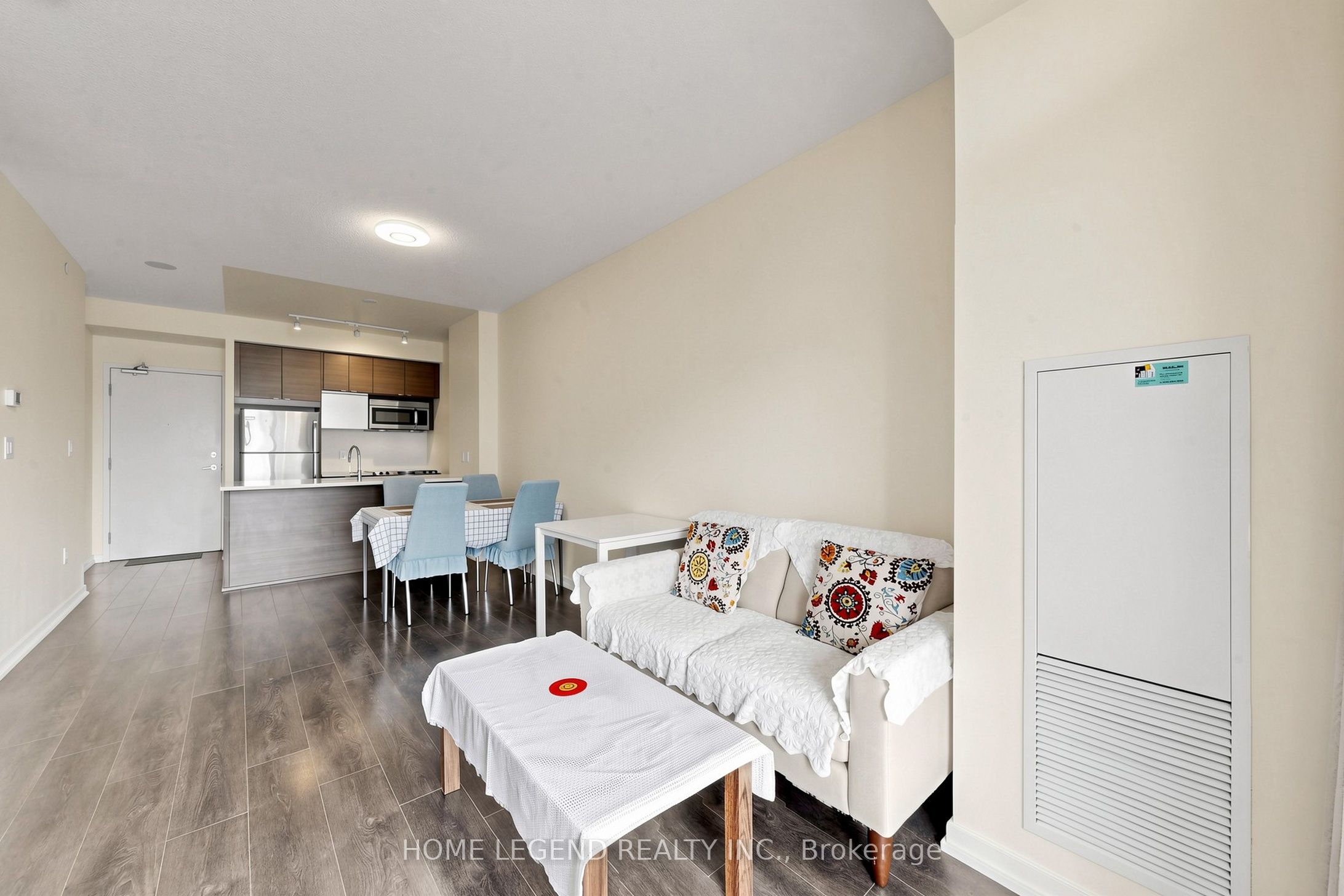 62 Forest Manor Road 1104 Property Photo 7