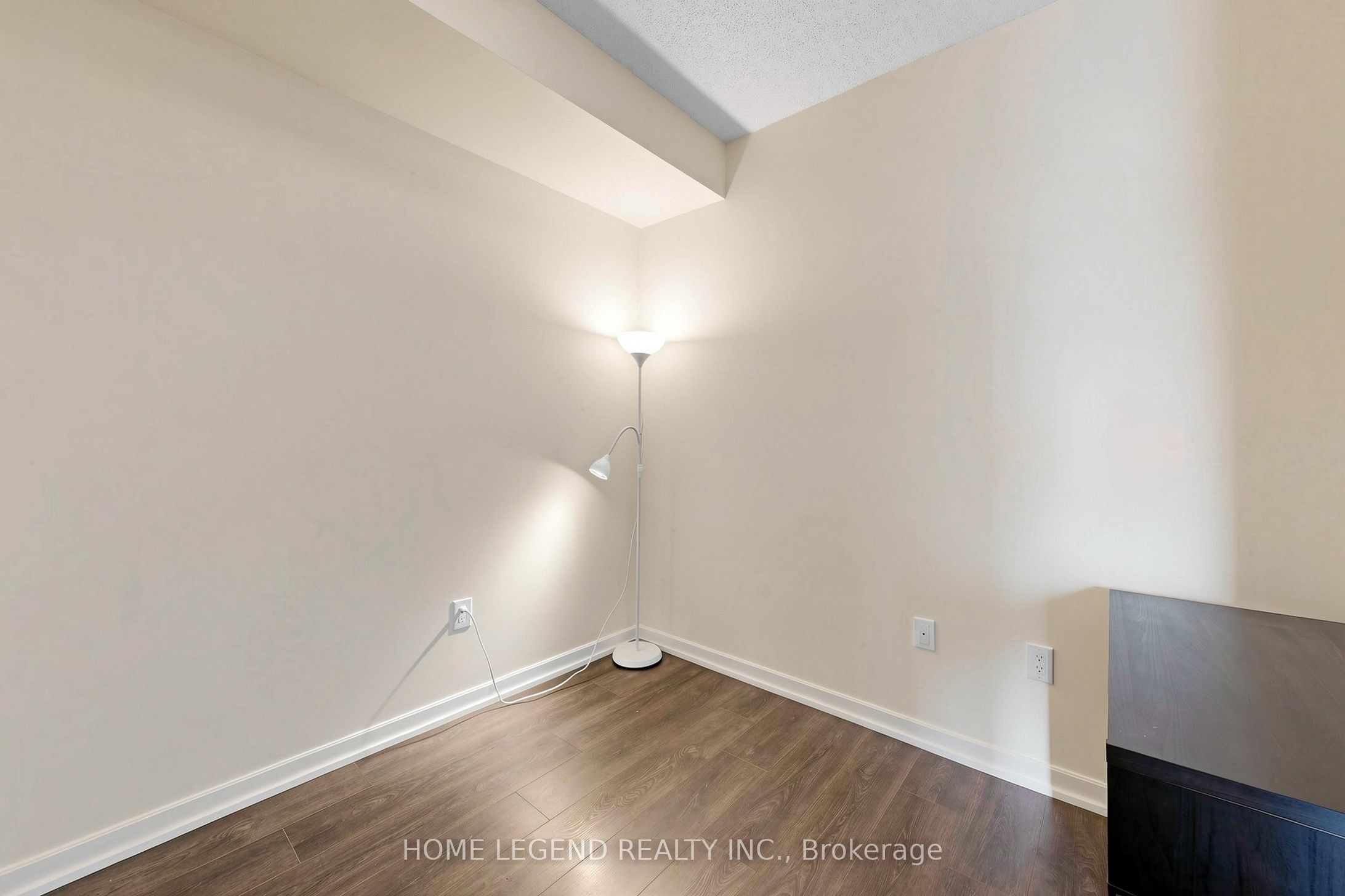 62 Forest Manor Road 1104 Property Photo 12