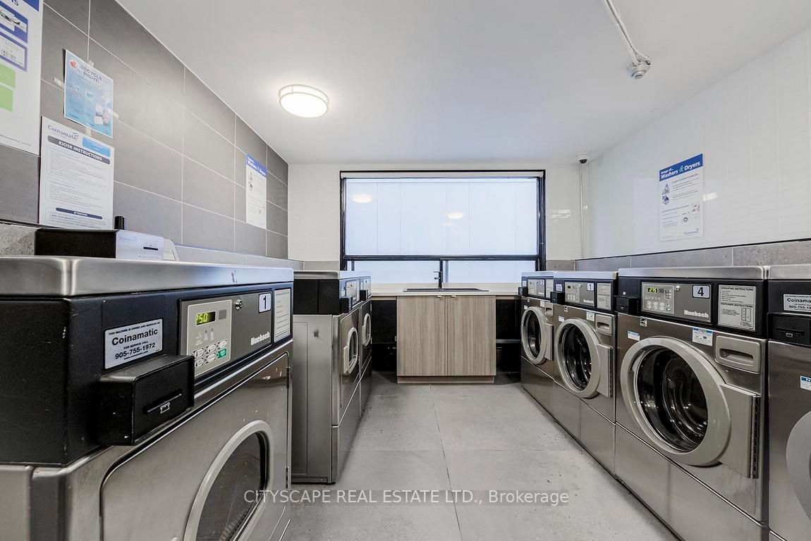 85 Wellesley Street E 409 Property Photo 14