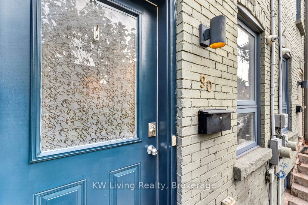 90 Mitchell Avenue Property Photo 2