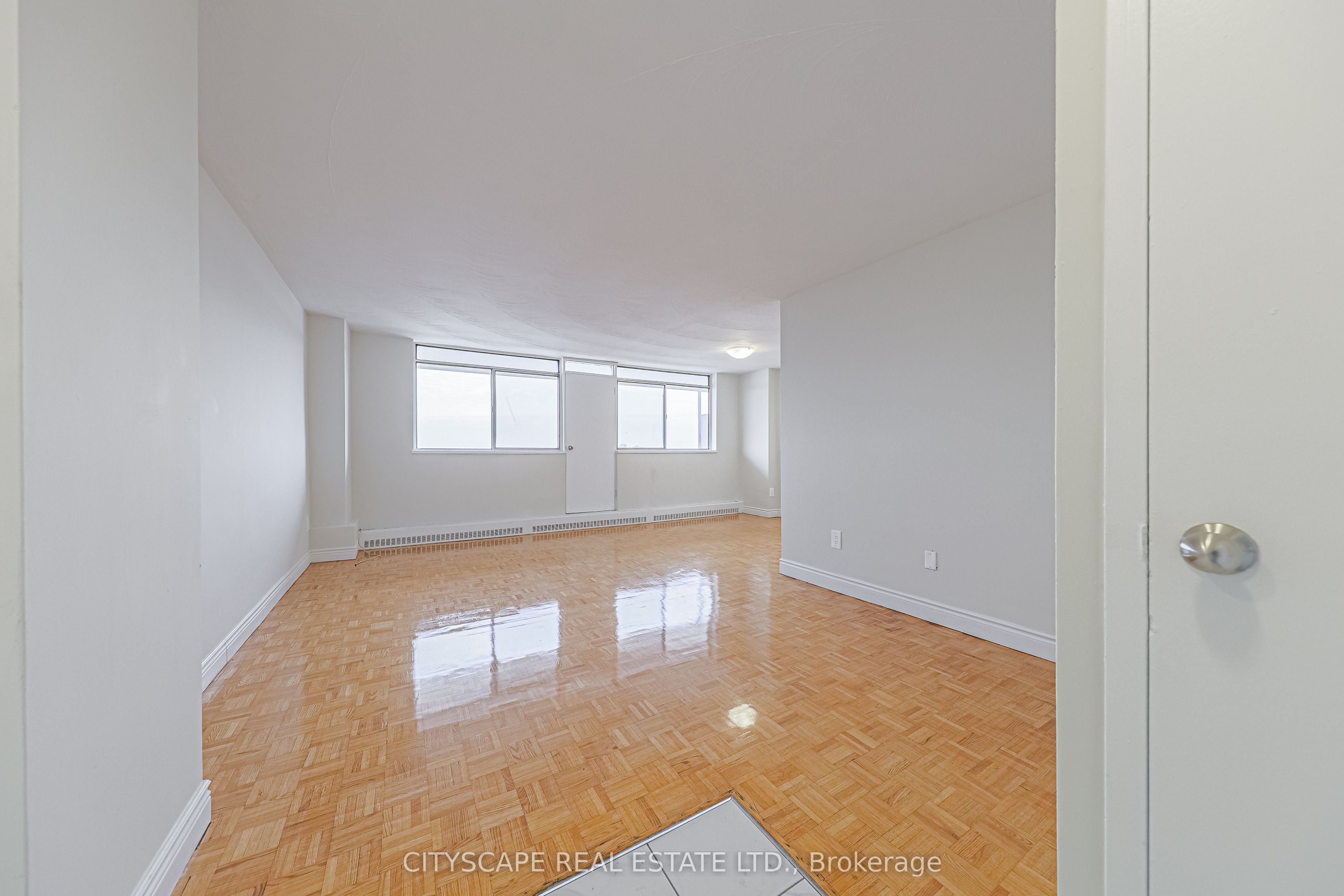 100 Rowena Drive 719 Property Photo 3
