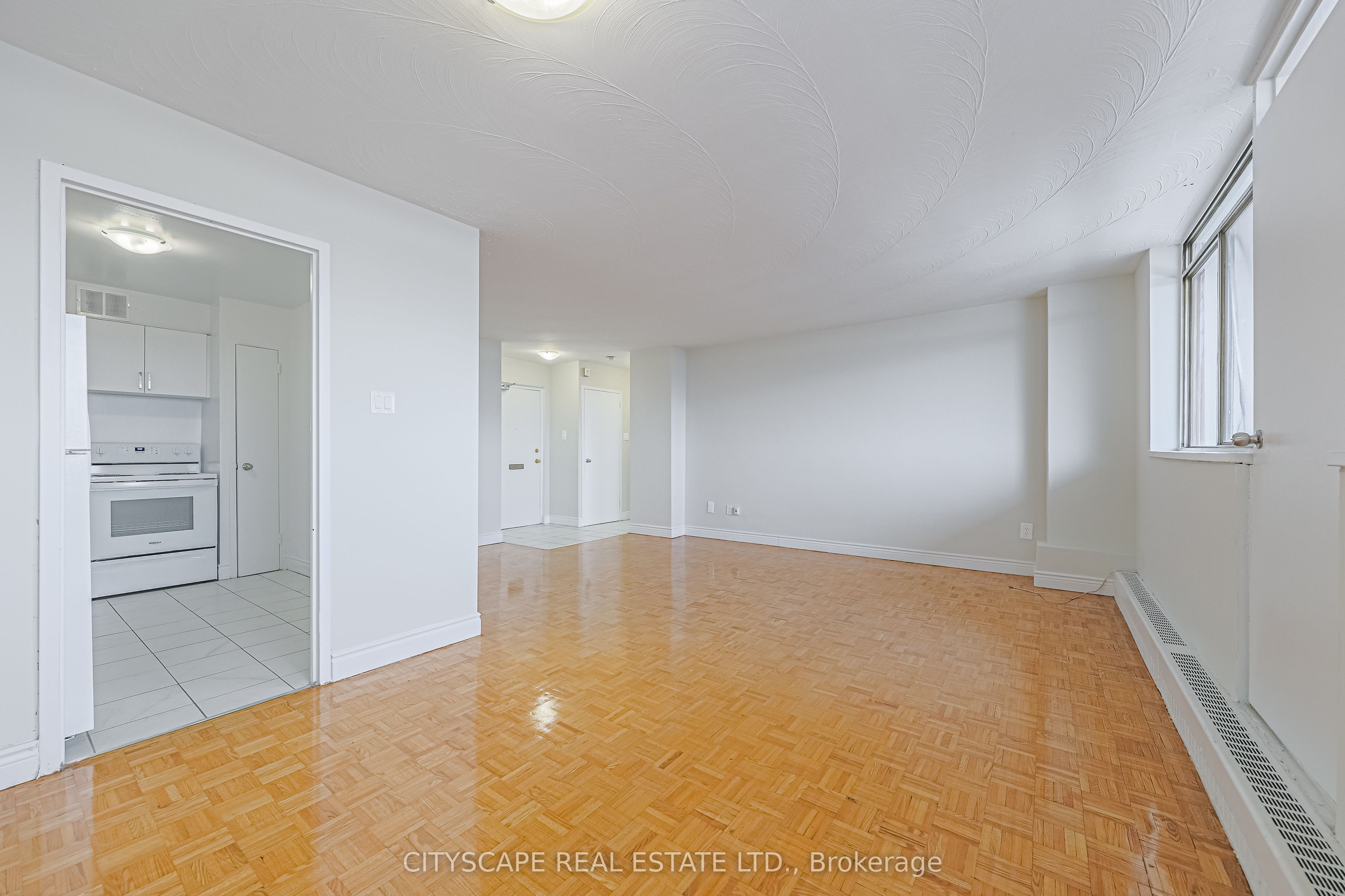 100 Rowena Drive 719 Property Photo 10