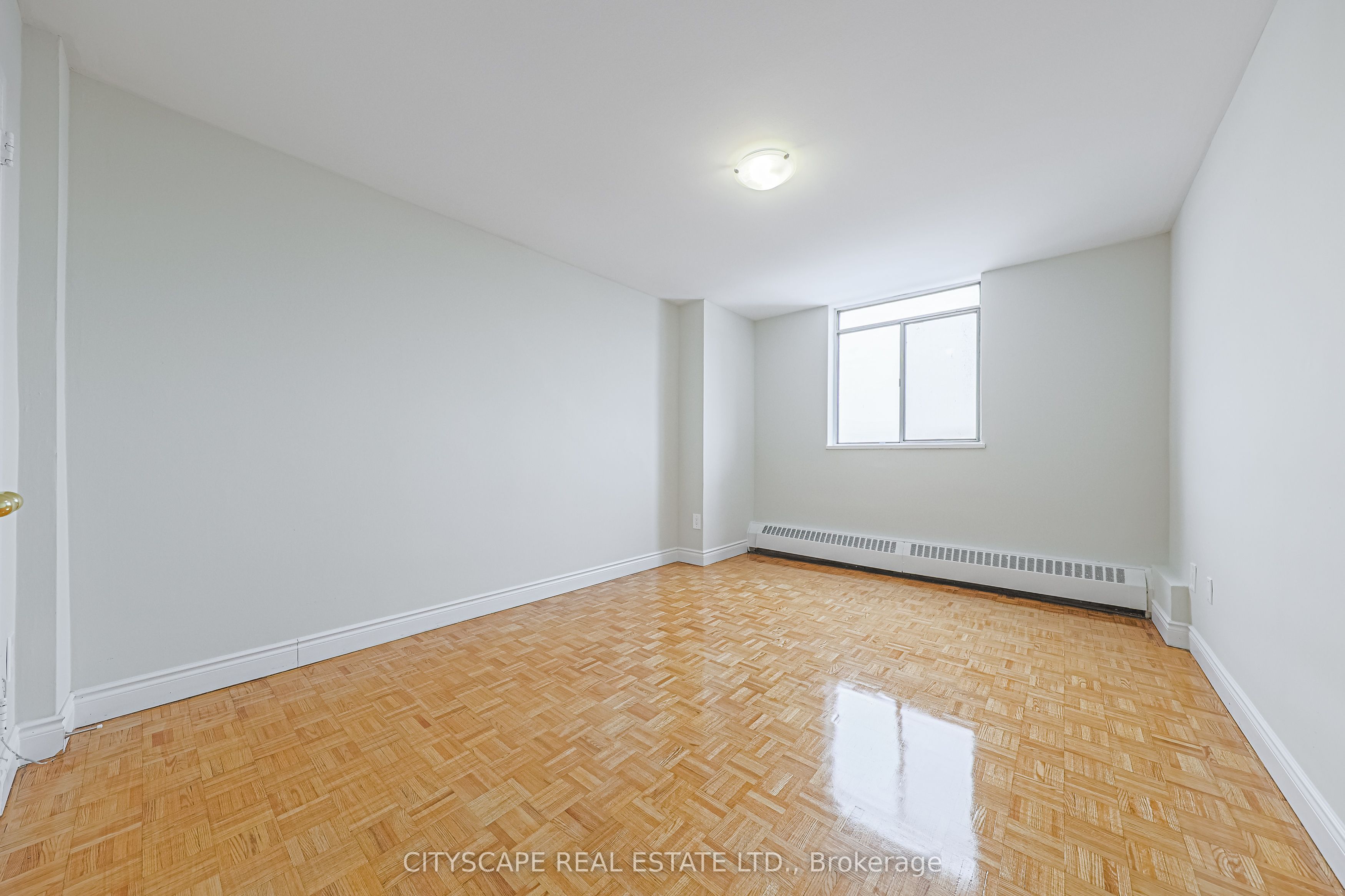 100 Rowena Drive 719 Property Photo 14