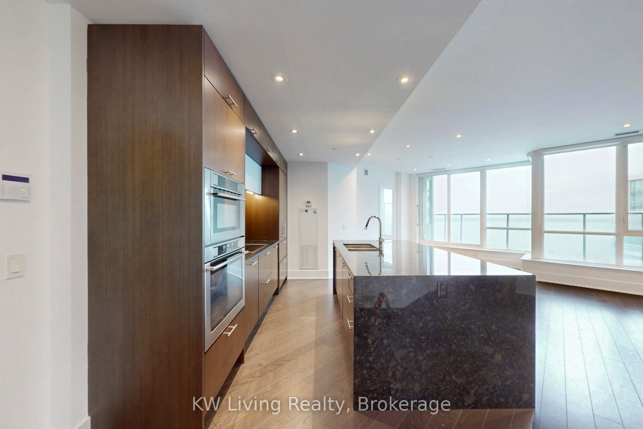 1 Edgewater Drive Gph 12 Property Photo 23