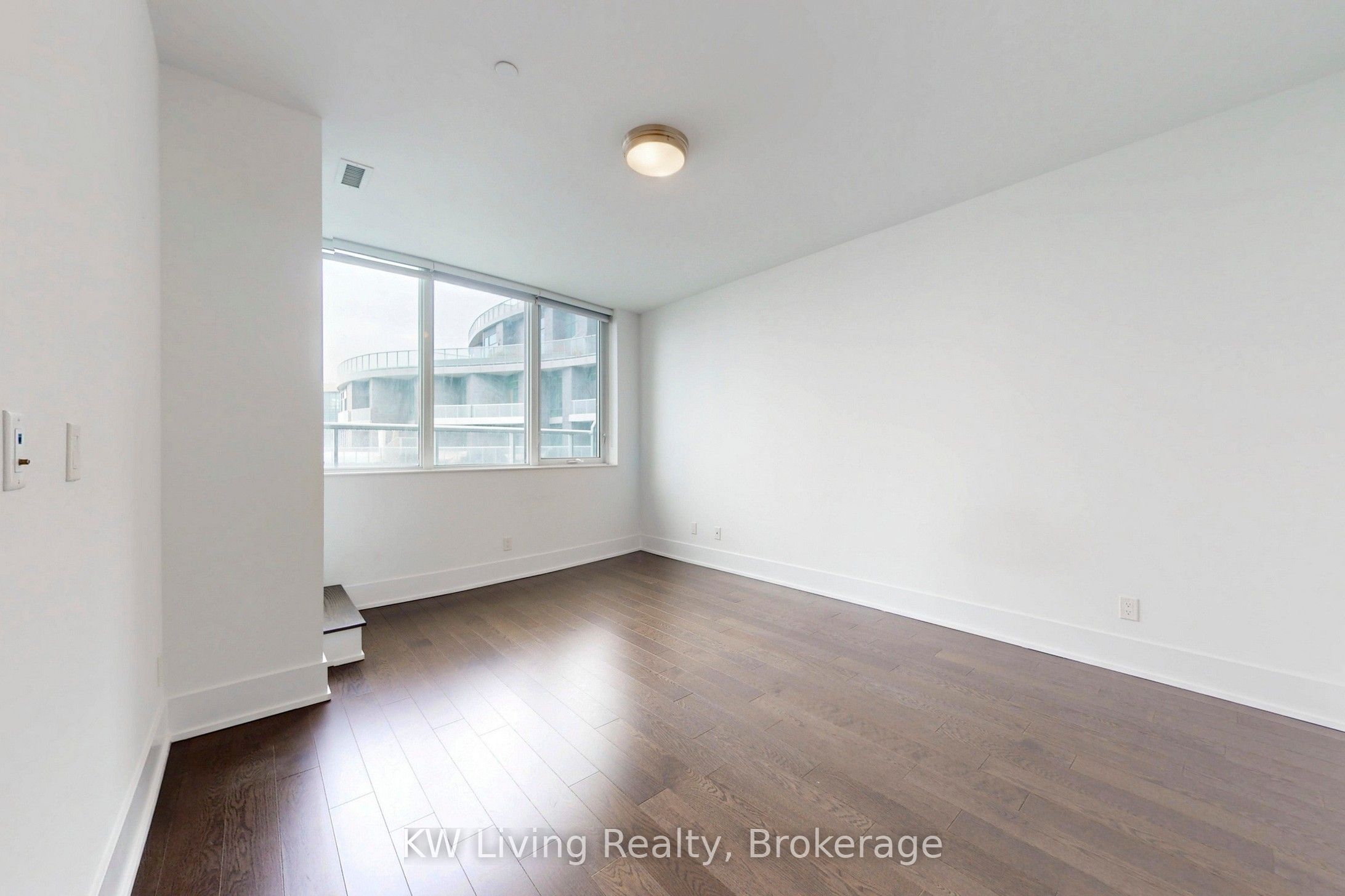 1 Edgewater Drive Gph 12 Property Photo 26