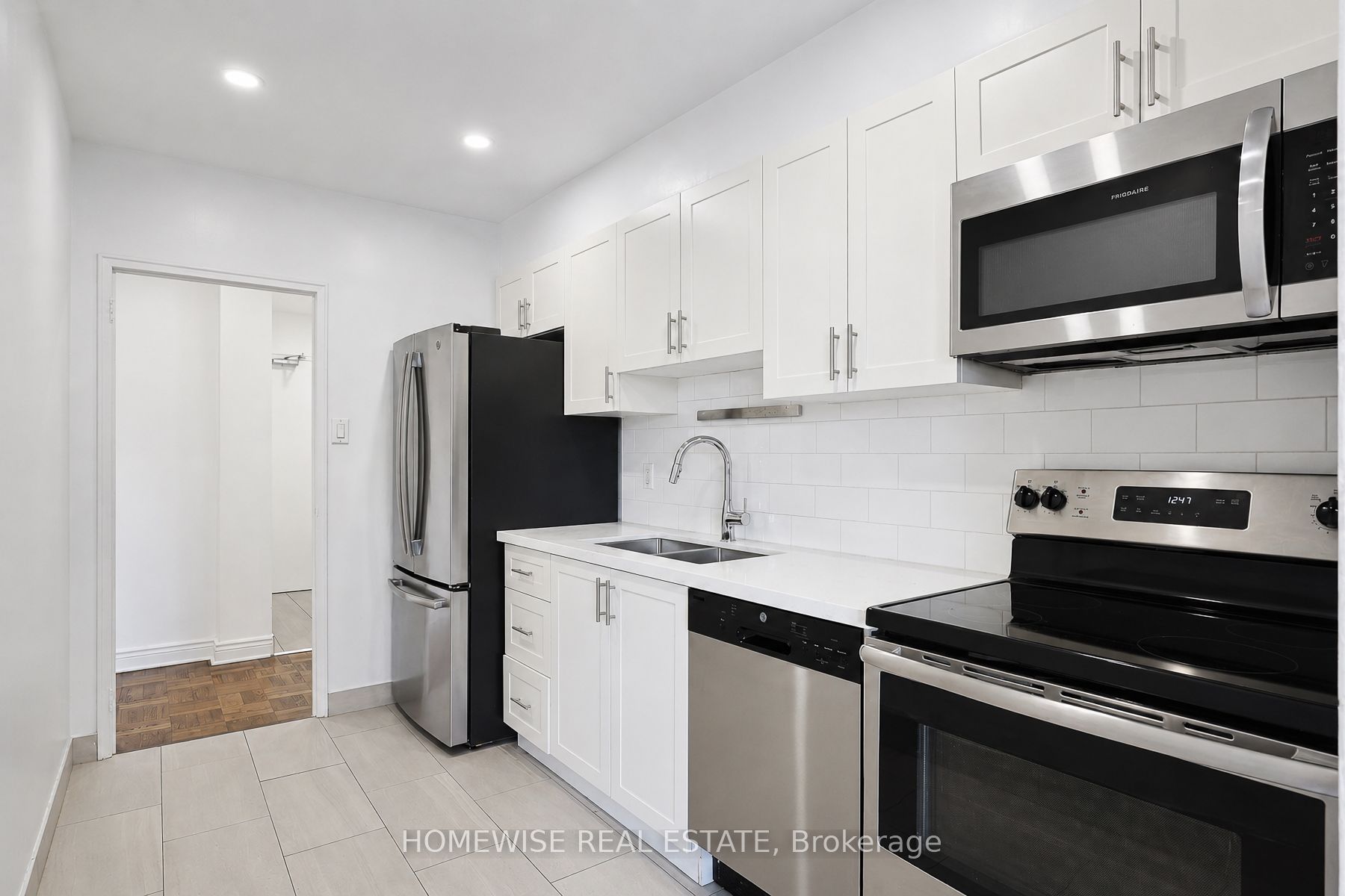 2500 Bathurst Street 401 Property Photo 8