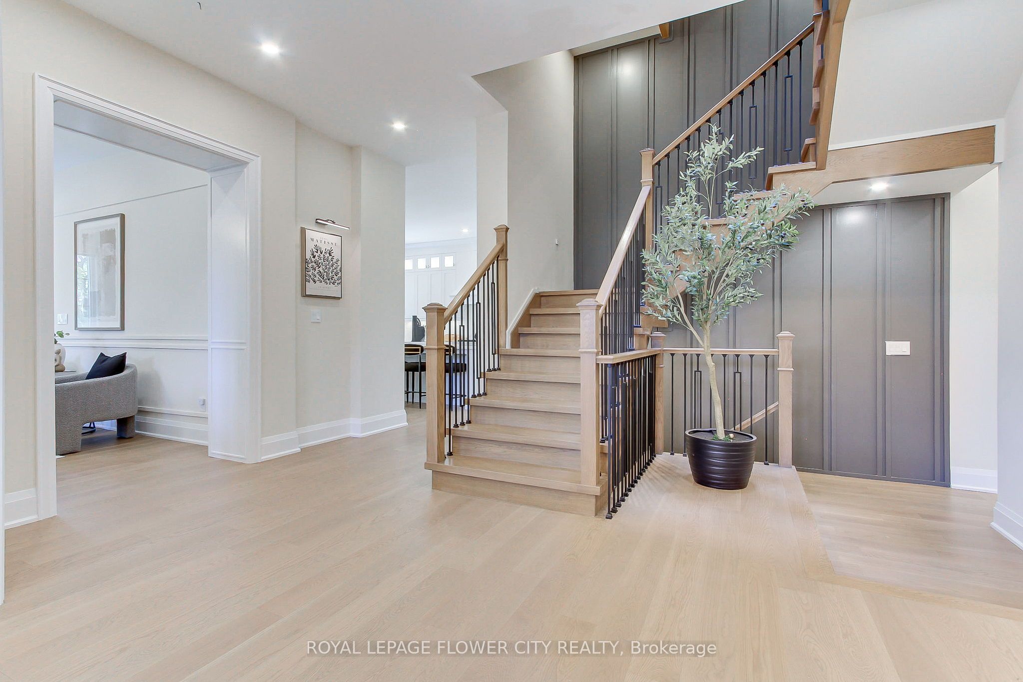 140 Hillmount Avenue Property Photo 7