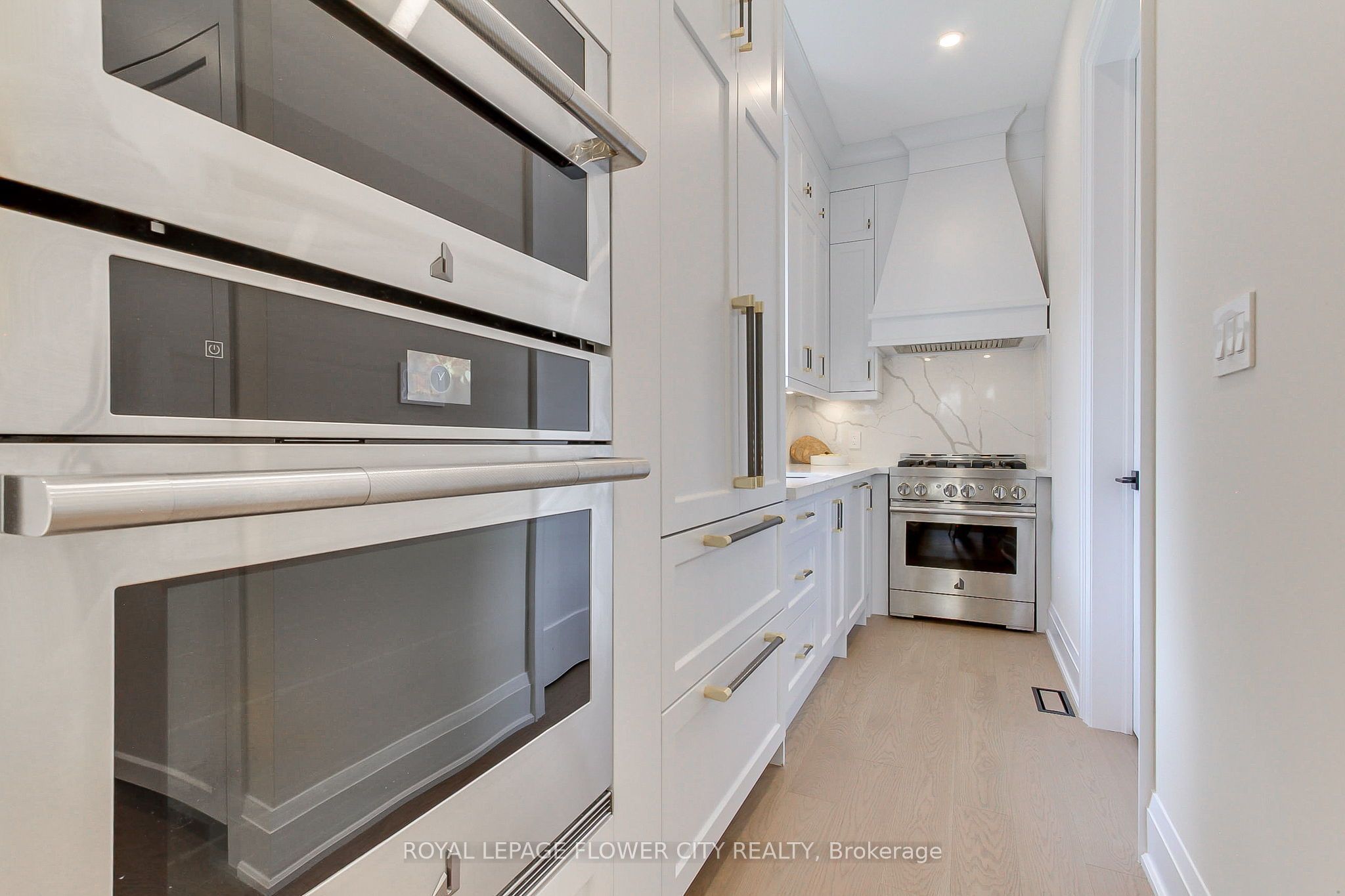 140 Hillmount Avenue Property Photo 10