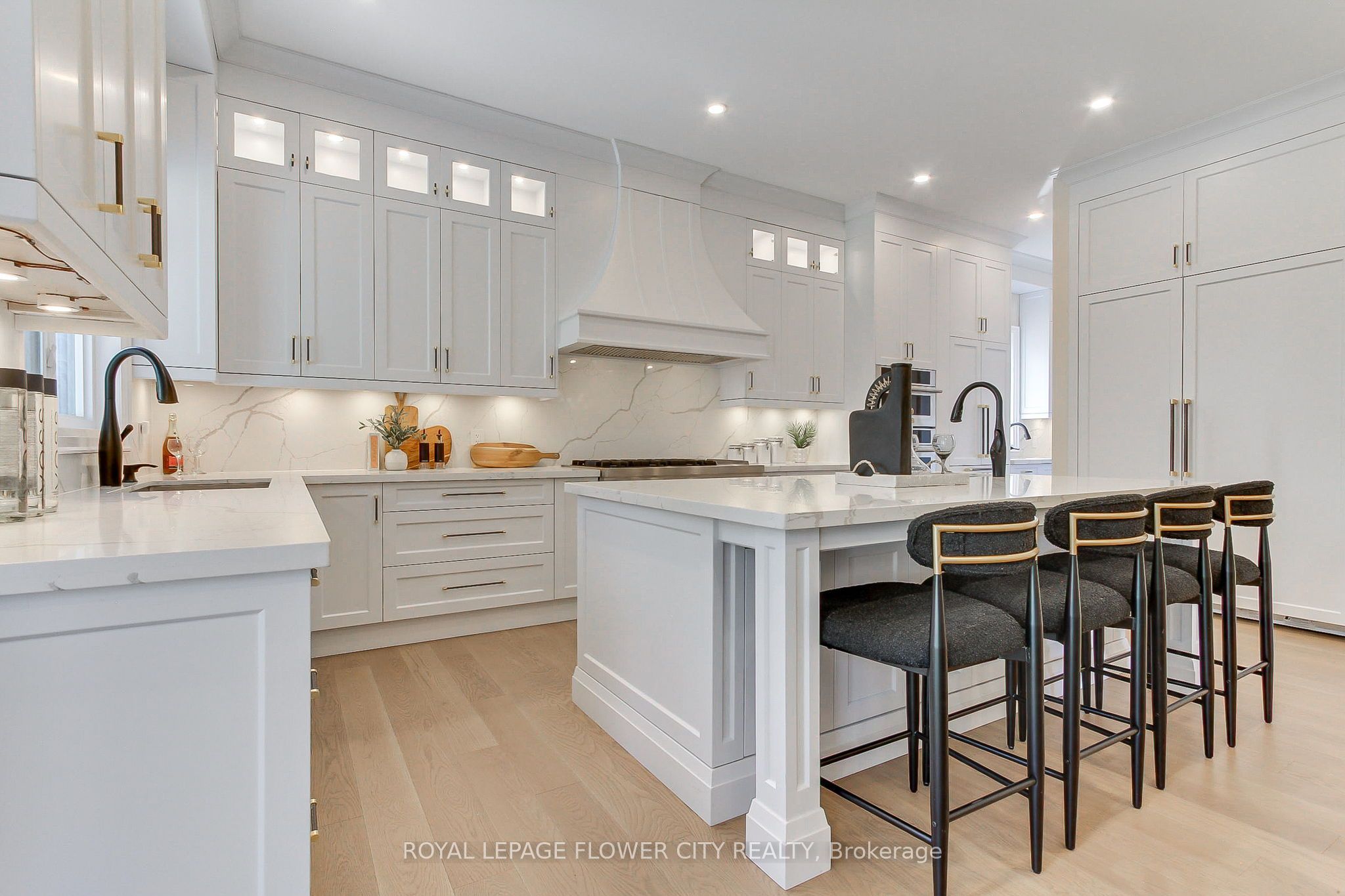 140 Hillmount Avenue Property Photo 11