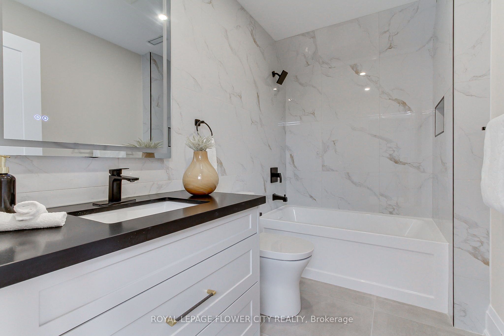140 Hillmount Avenue Property Photo 39