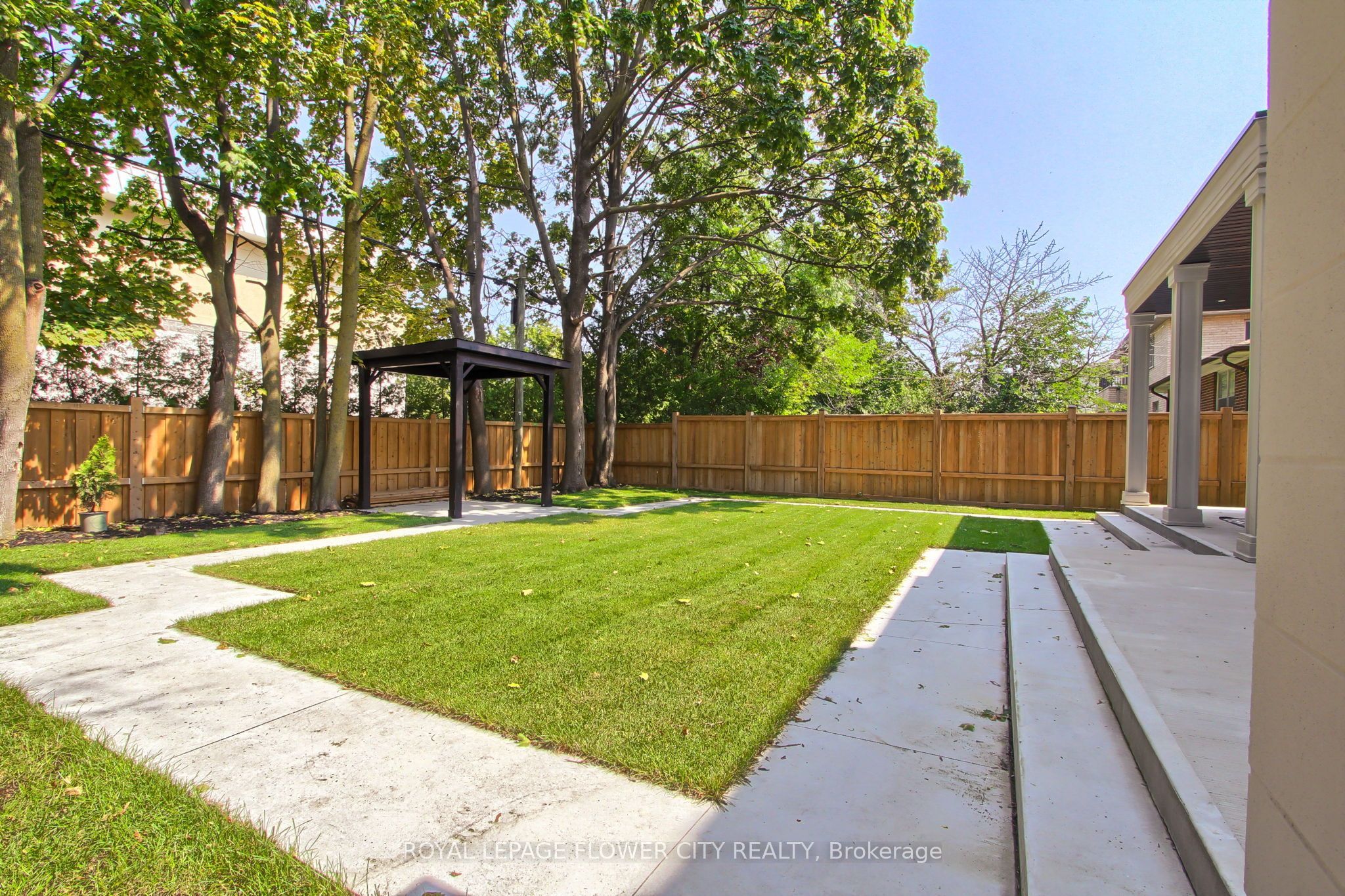 140 Hillmount Avenue Property Photo 47
