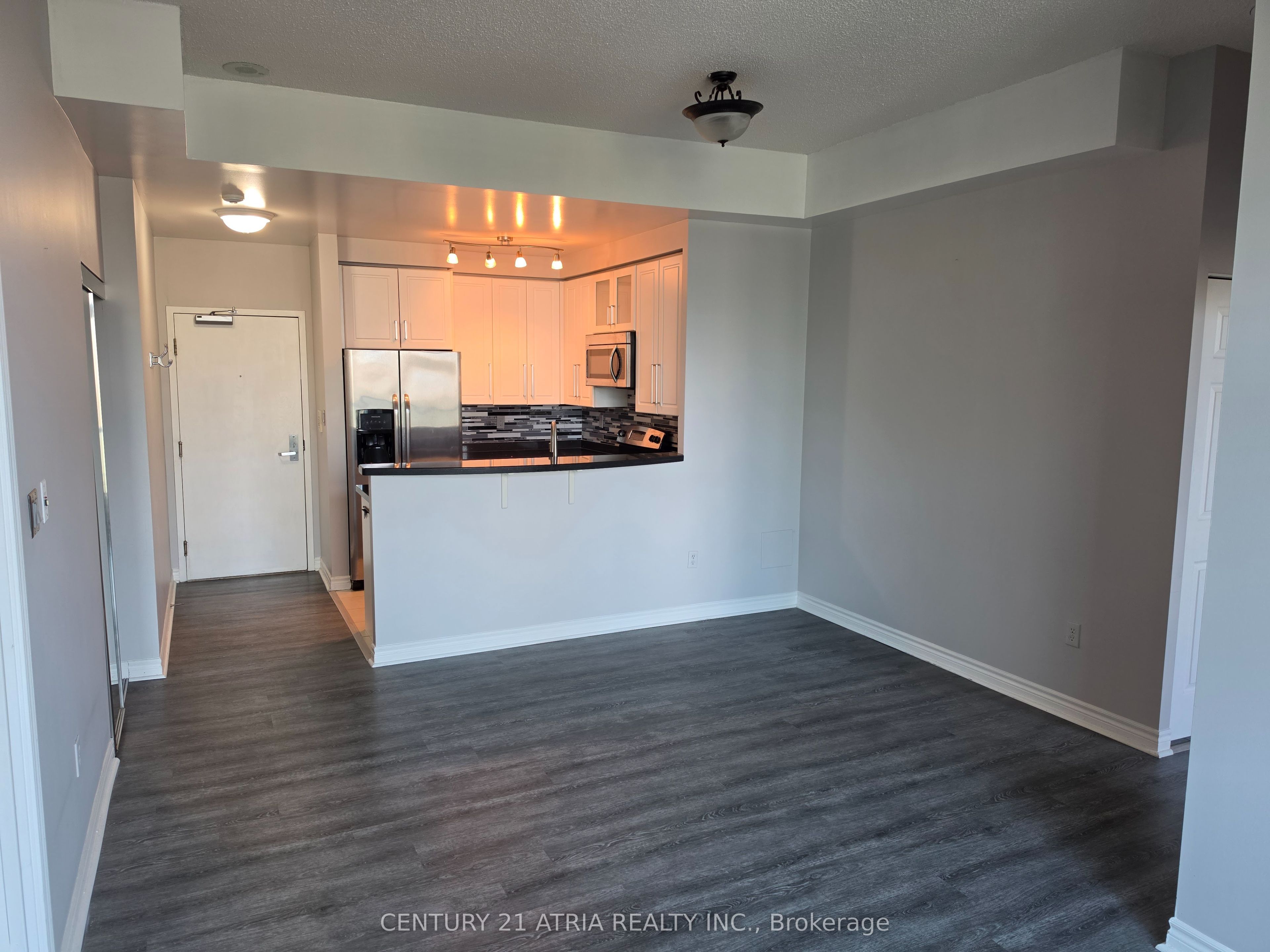 7 Lorraine Drive 2502 Property Photo 3