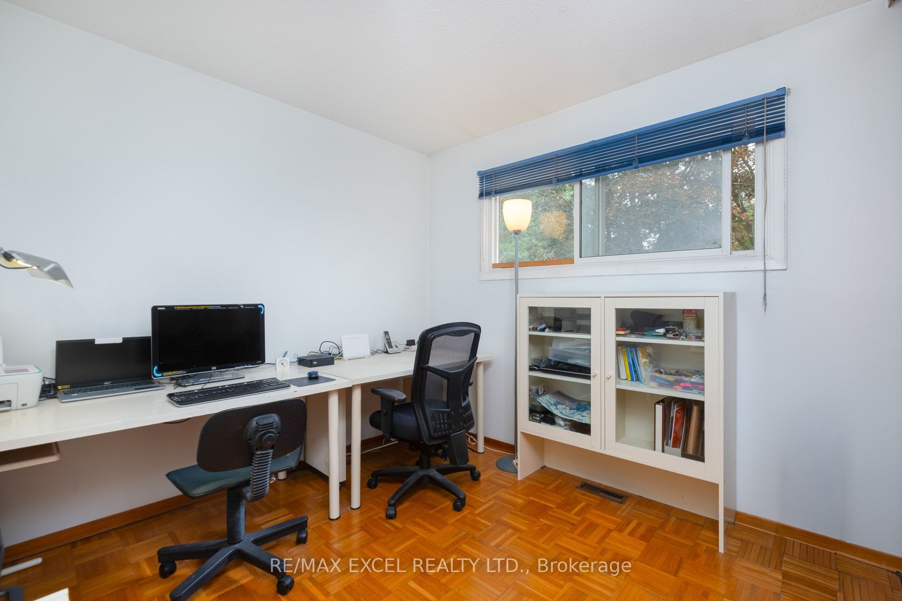 68 Applegate Crescent Property Photo 18