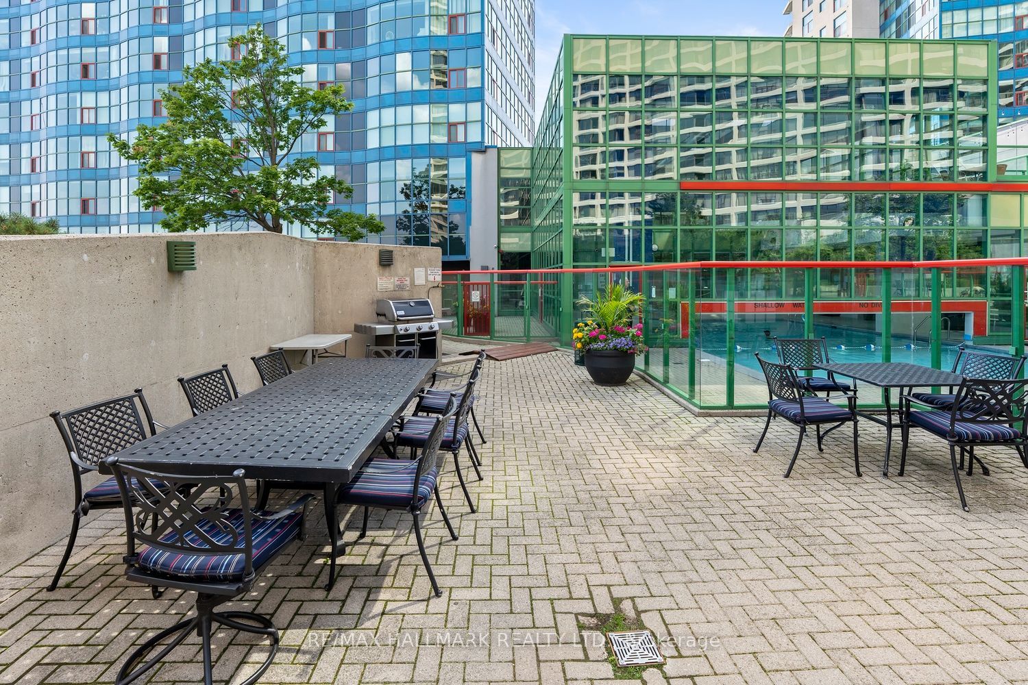 77 Harbour Square 504 Property Photo 14