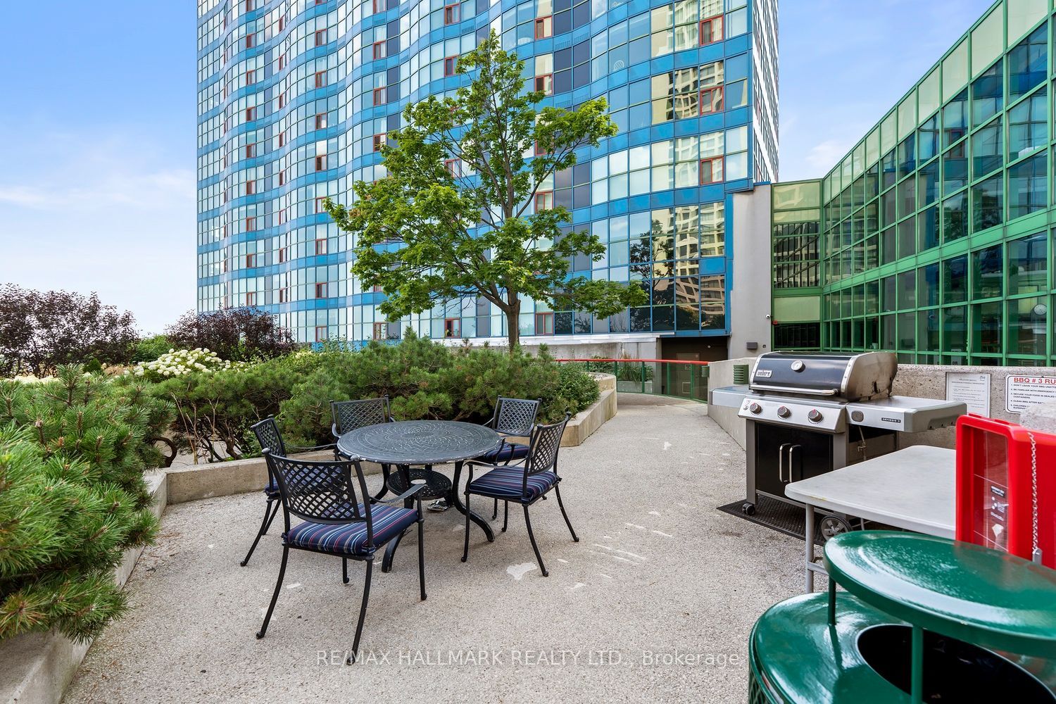 77 Harbour Square 504 Property Photo 16