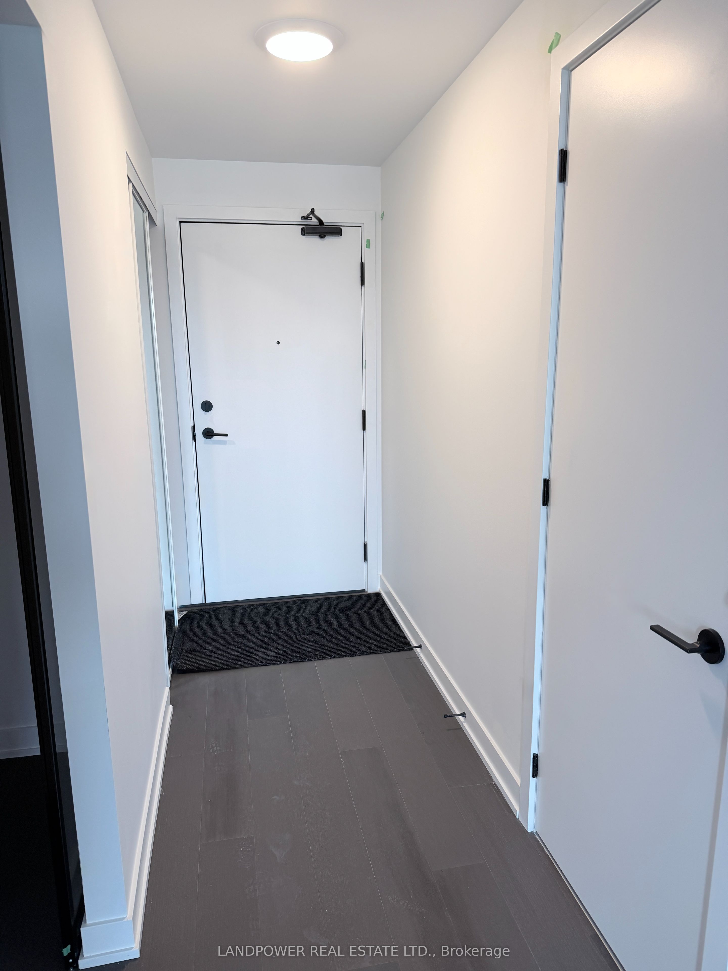 91 Montclair Avenue 1108 Property Photo 5