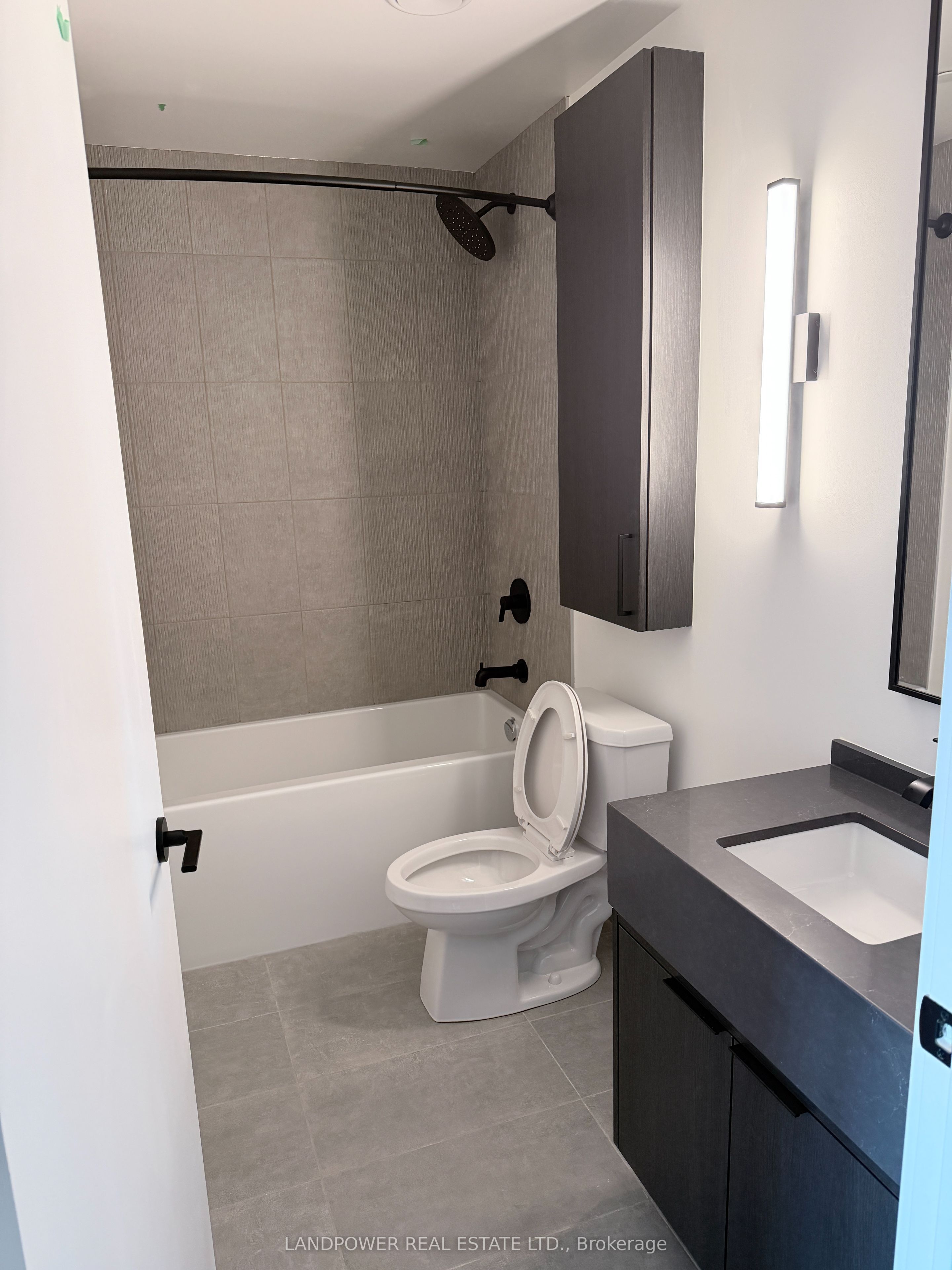 91 Montclair Avenue 1108 Property Photo 7