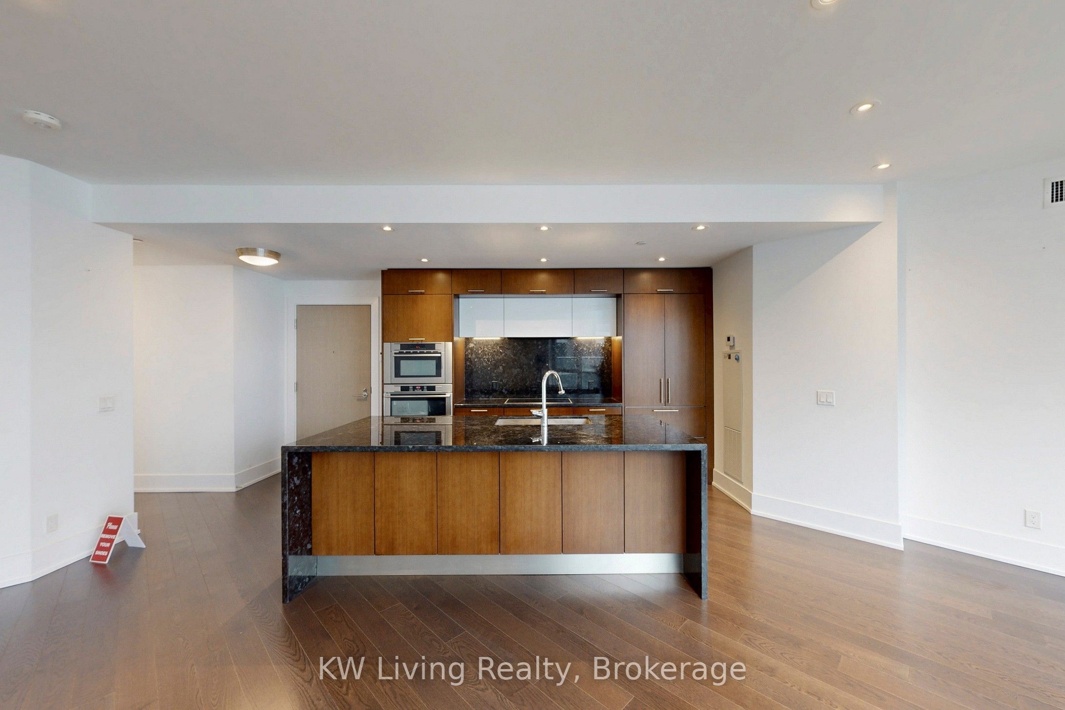 1 Edgewater Drive Gph 12 Property Photo 21