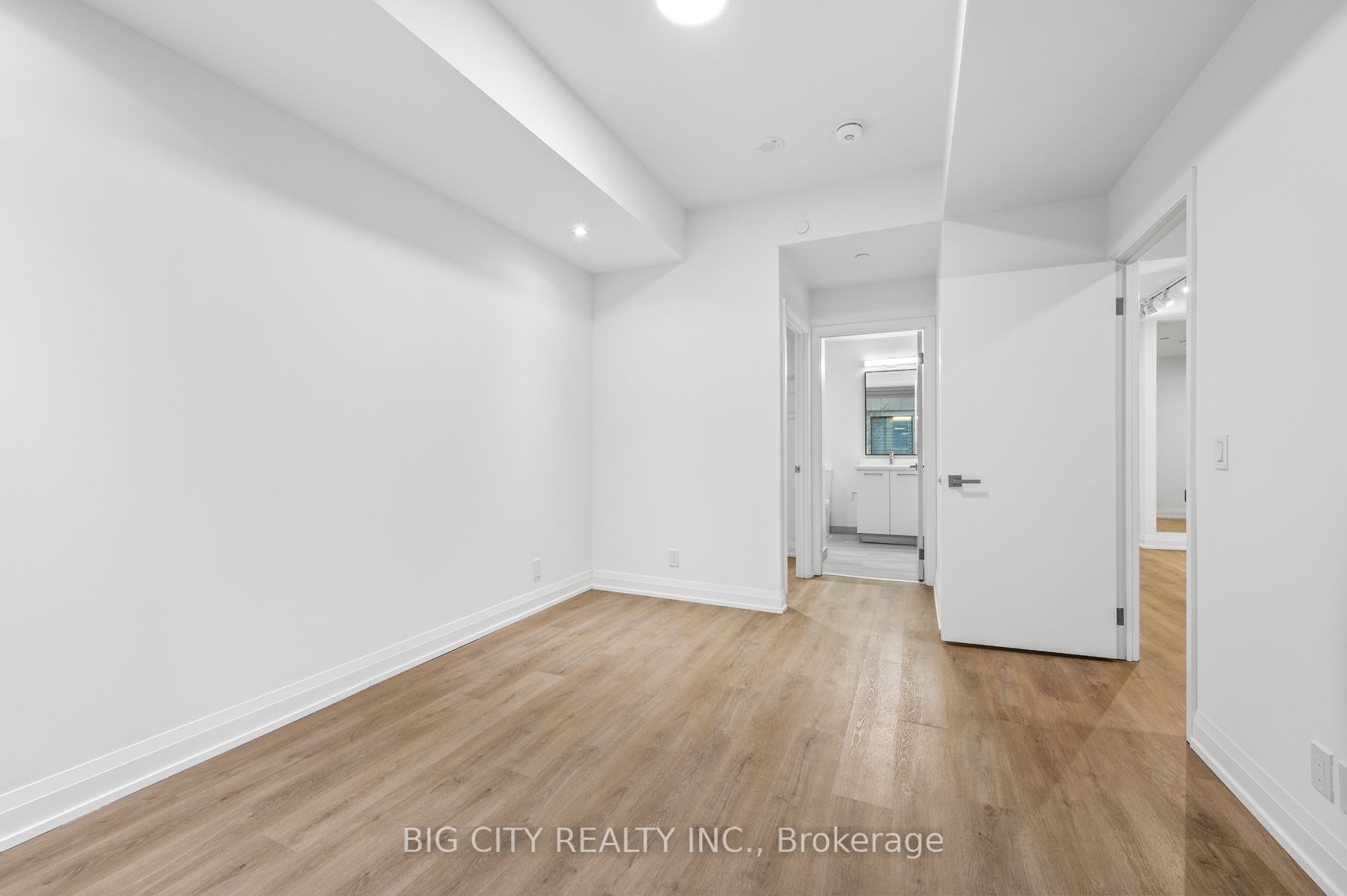 36 Brentcliffe Road M04 Property Photo 3