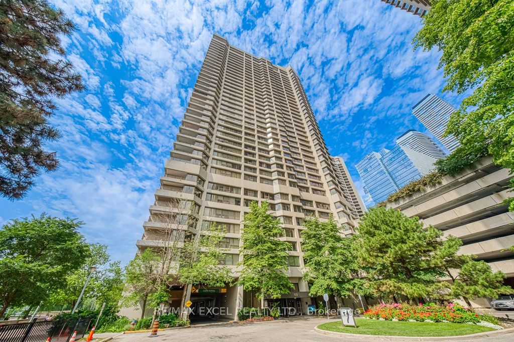 65 Harbour Square 3403 Property Photo 23