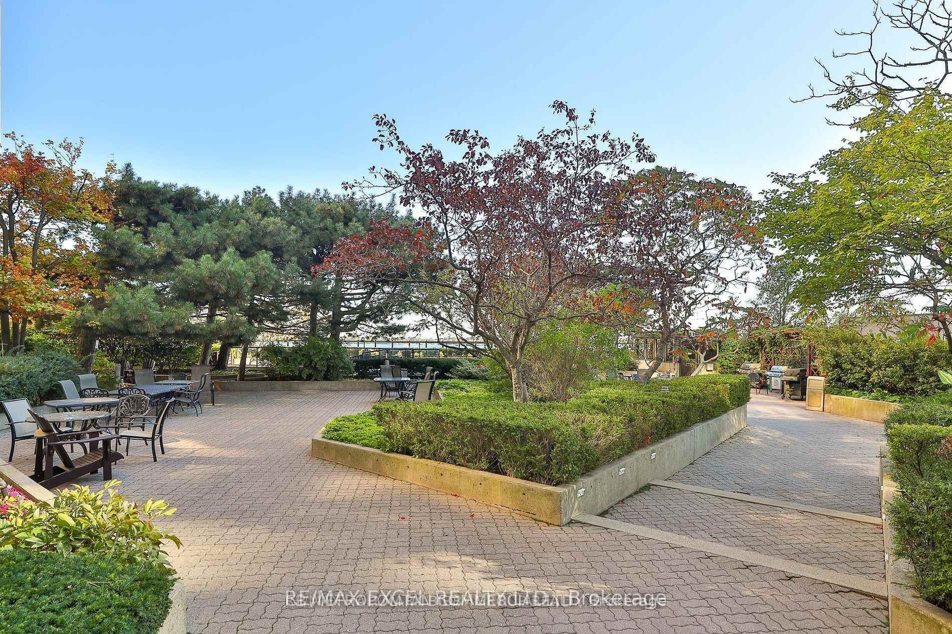 65 Harbour Square 3403 Property Photo 25
