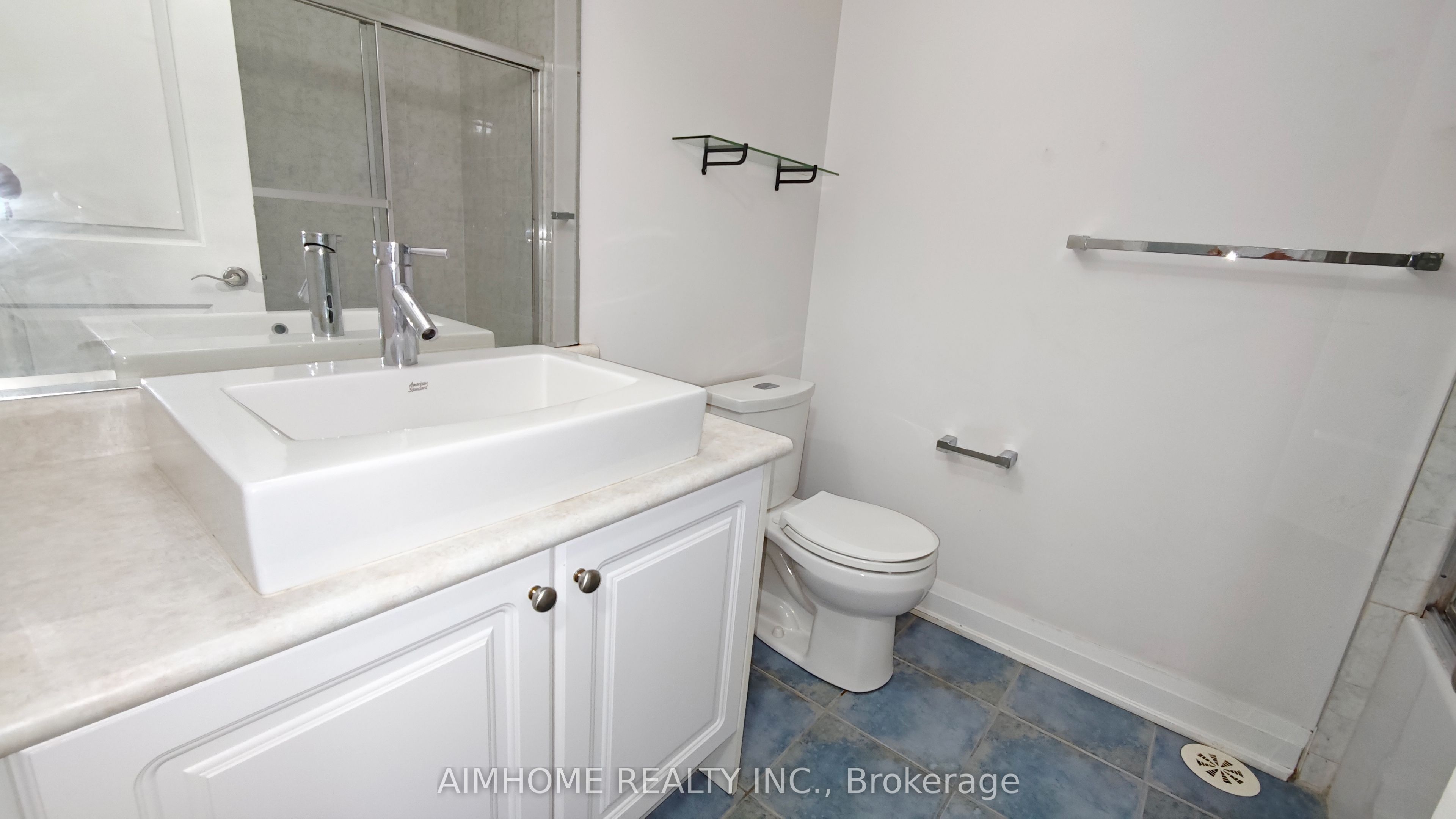 40 Raffeix Lane Property Photo 12