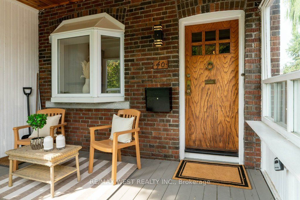 40 Delaware Avenue Property Photo 6