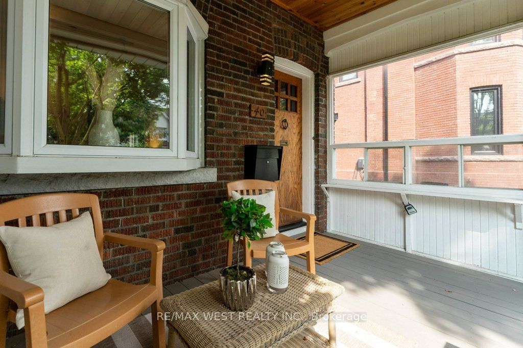 40 Delaware Avenue Property Photo 7