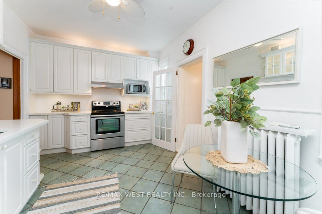 40 Delaware Avenue Property Photo 15