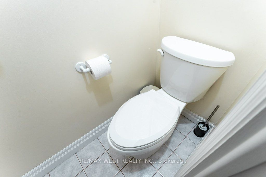 40 Delaware Avenue Property Photo 20