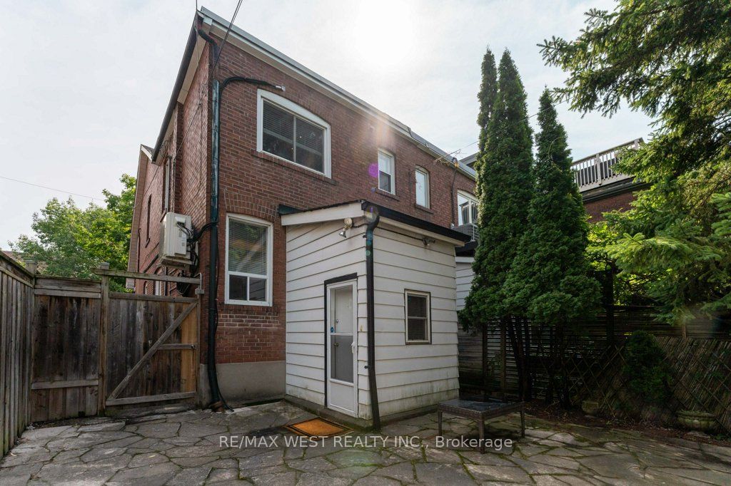 40 Delaware Avenue Property Photo 44