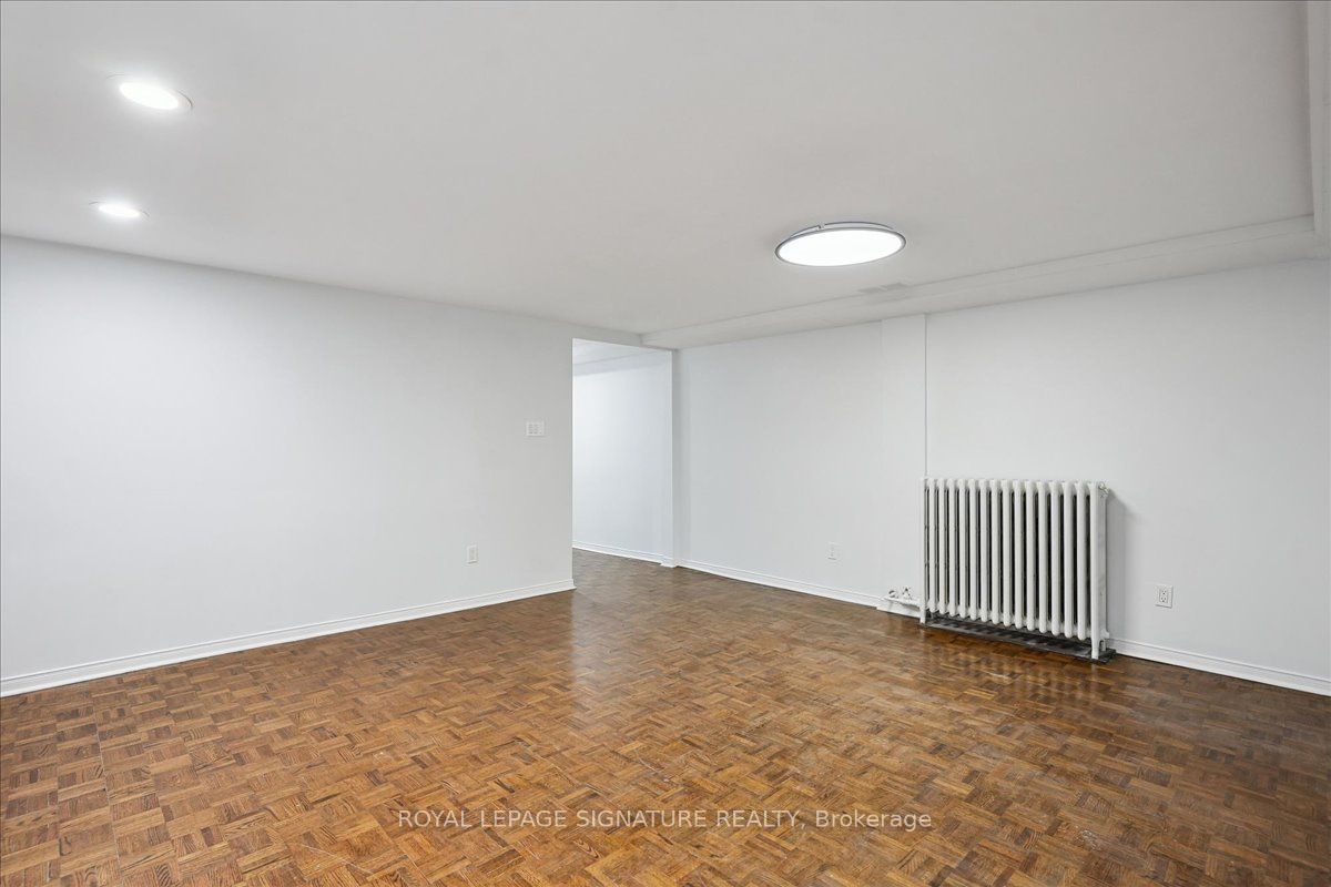 12 Castle View Avenue Lower Property Photo 6