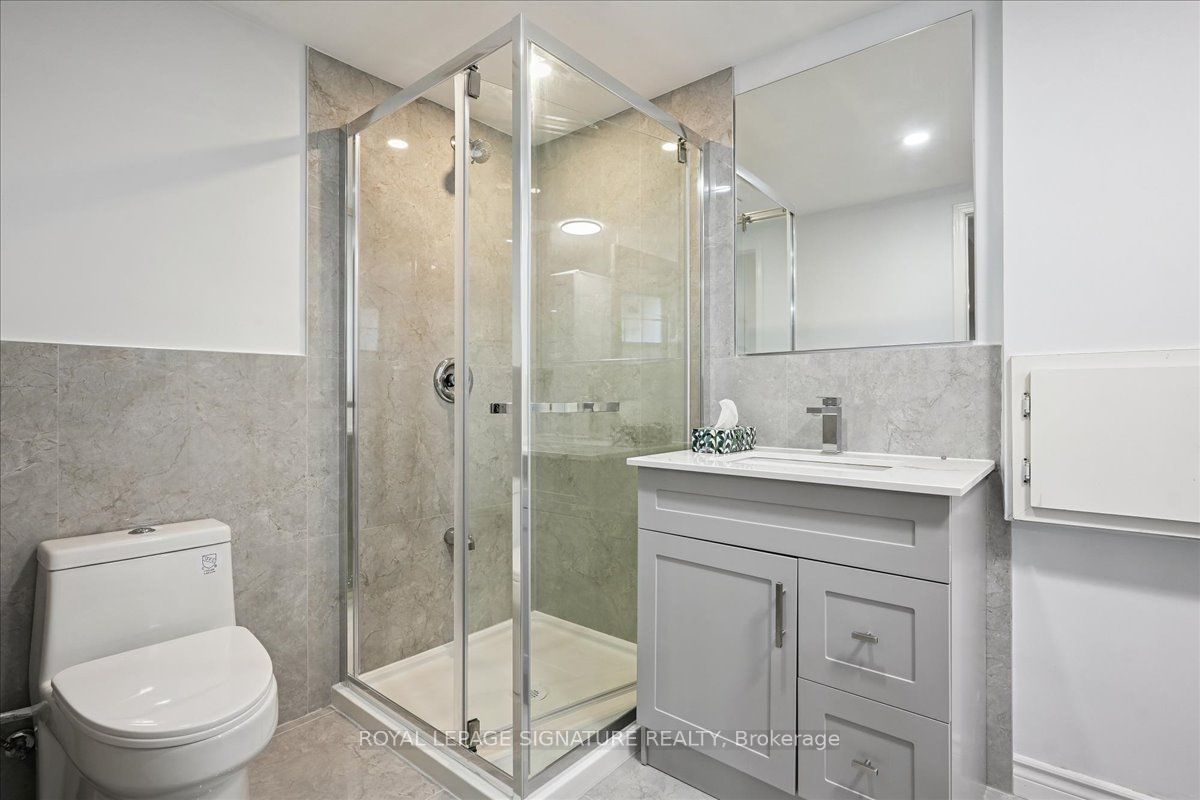 12 Castle View Avenue Lower Property Photo 8