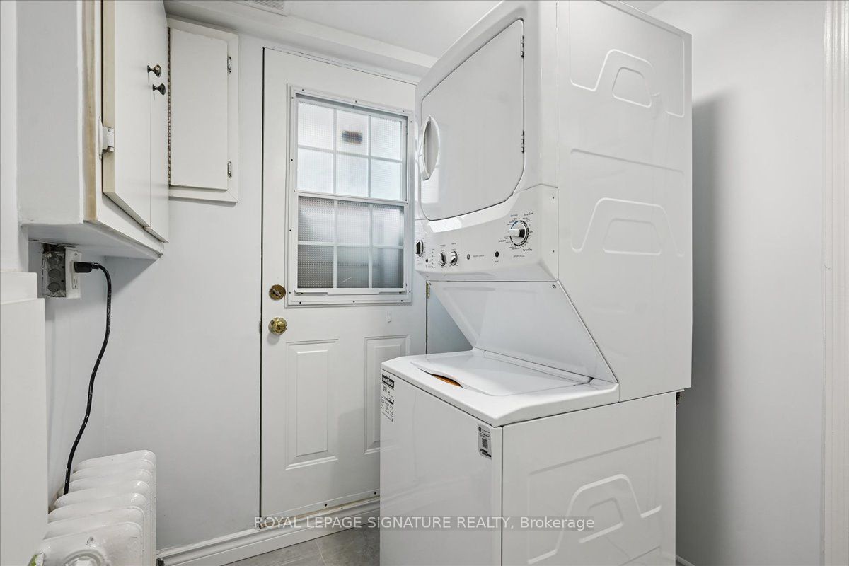 12 Castle View Avenue Lower Property Photo 15