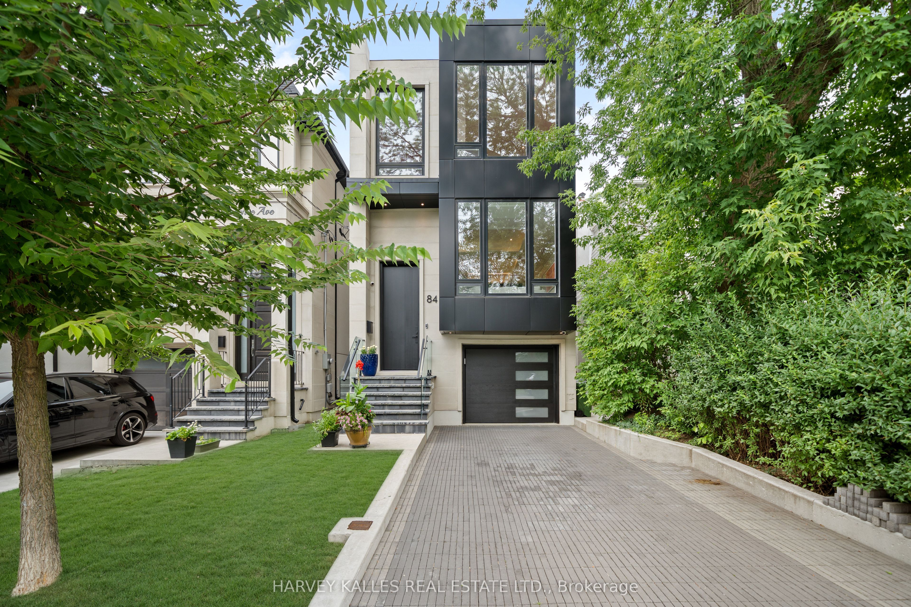 84 Florence Avenue Property Photo 1