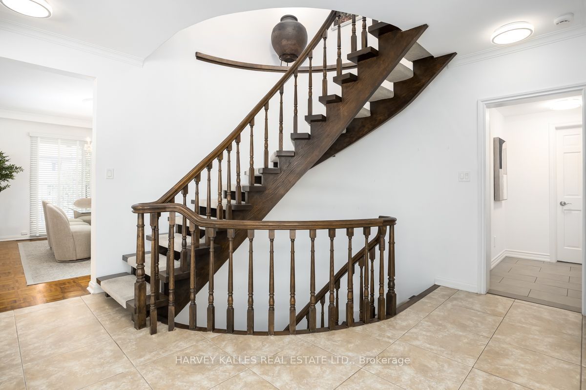 92 Prue Avenue Property Photo 6