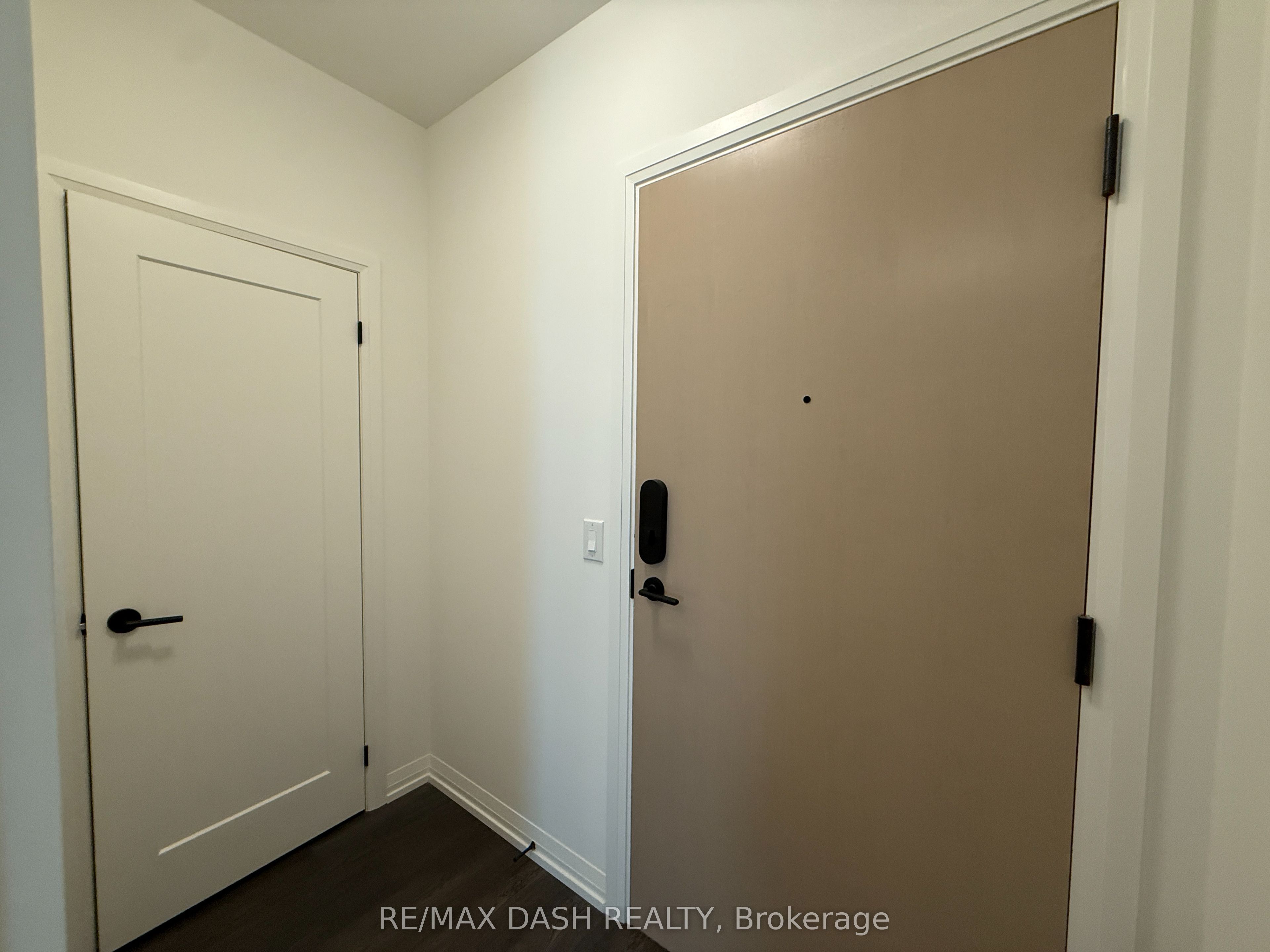 280 Dundas Street S 410 Property Photo 2