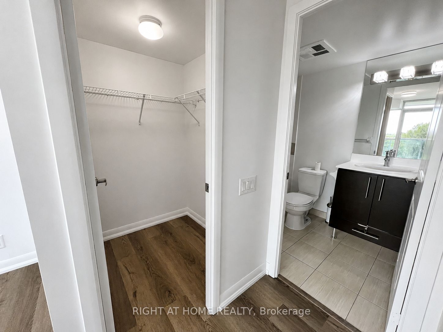 17 Anndale Drive 809 Property Photo 4