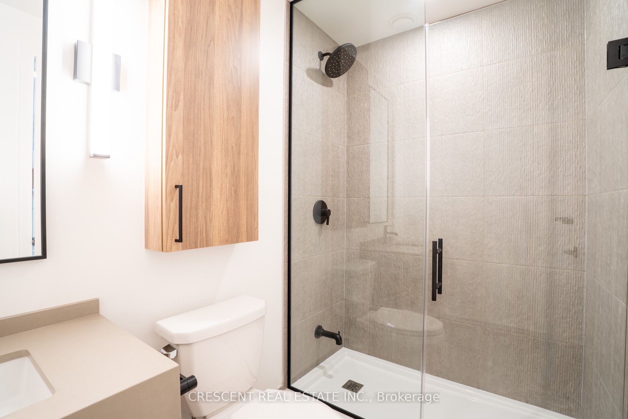 91 Montclair Avenue 201 Property Photo 8