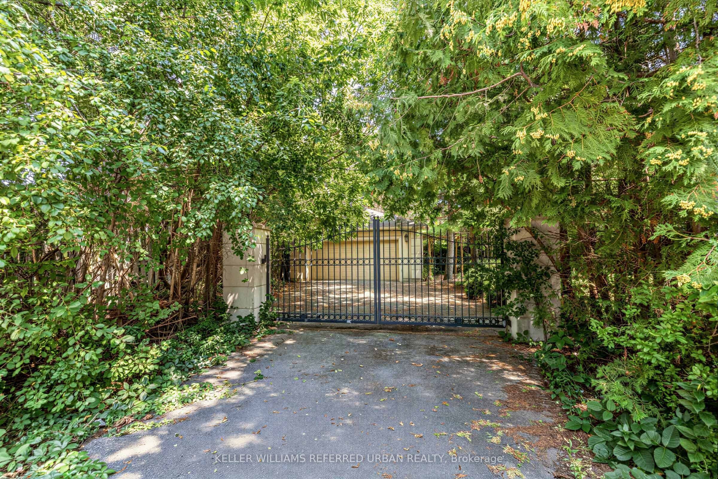 158 Owen Boulevard Property Photo 42