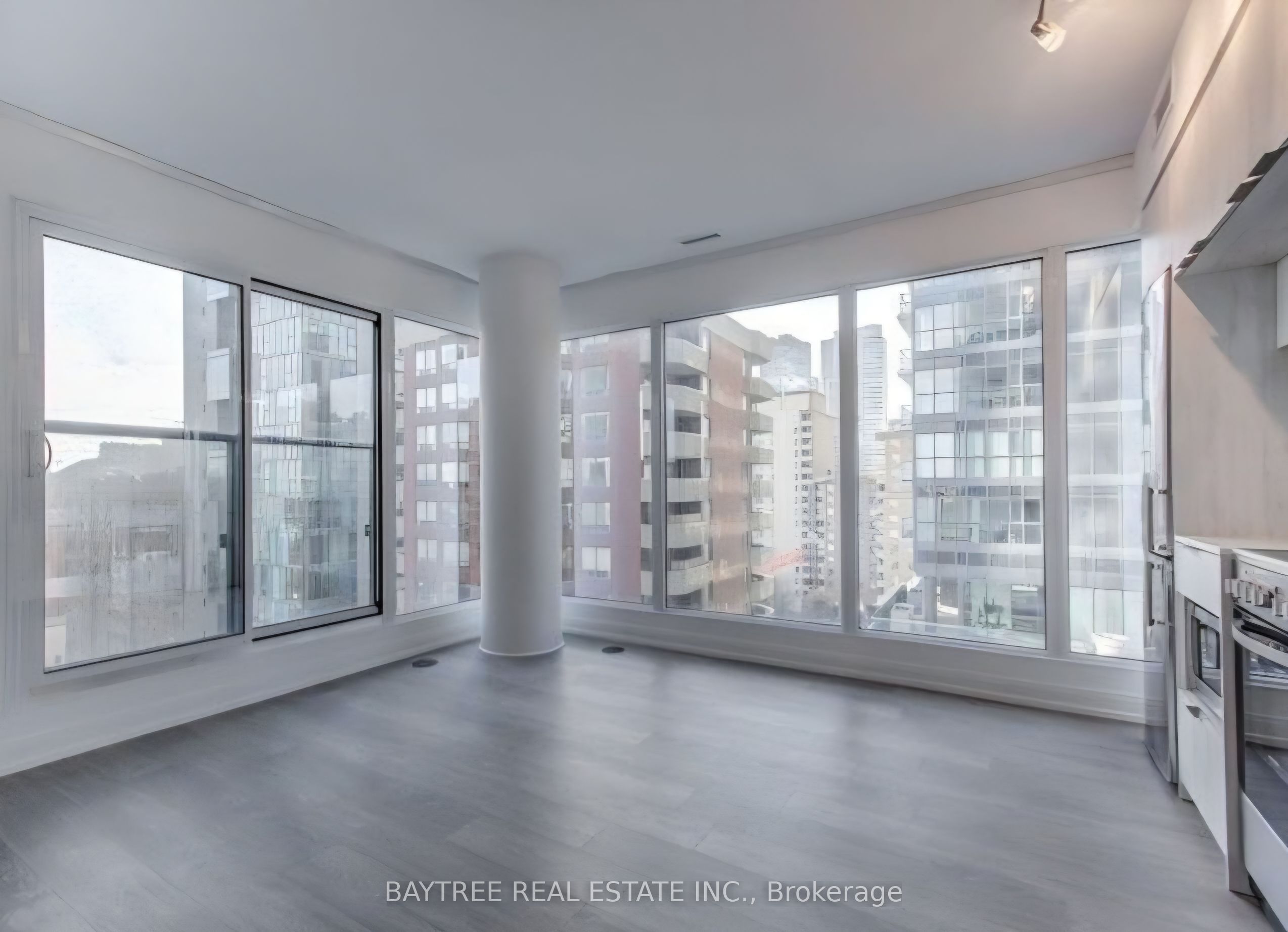 181 Dundas Street E 2710 Property Photo 4