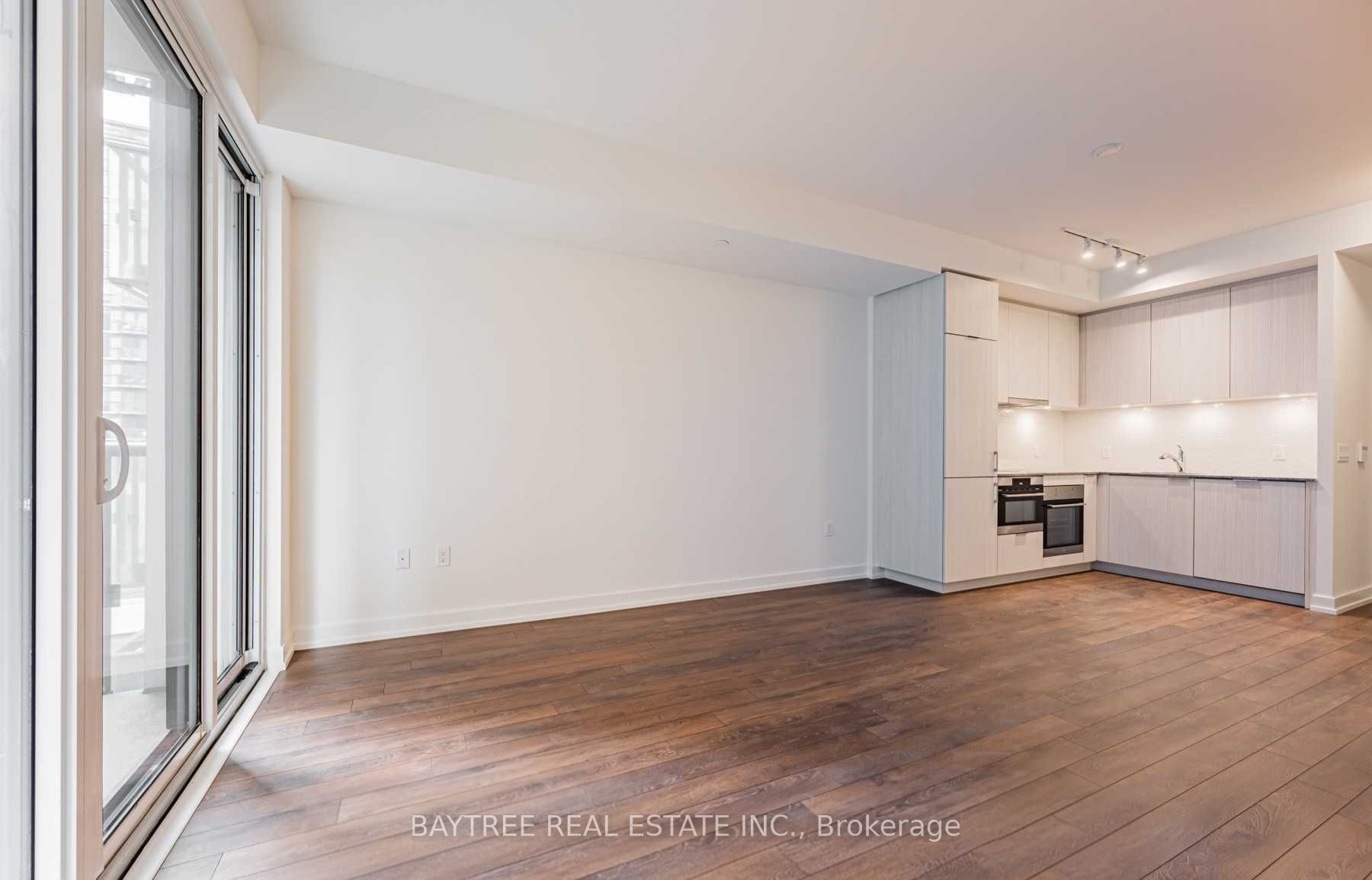 158 Front Street E 408 Property Photo 1